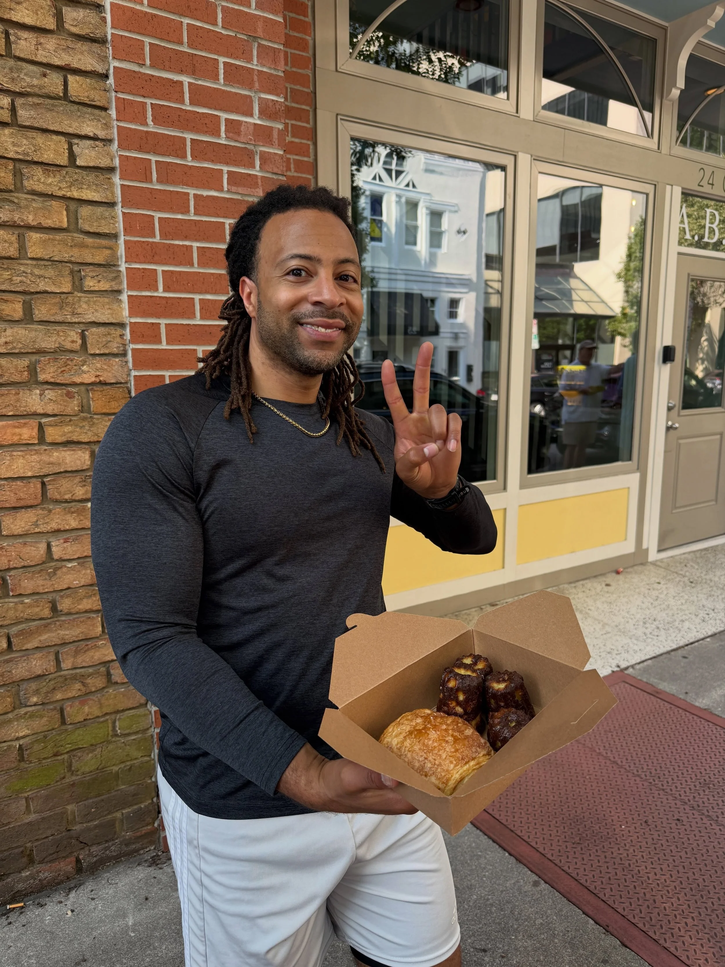 A very important question: have you ever tried a canel&eacute;? 🇫🇷🥮

@breadcraft is offering these French pastries through the end of September, and if you haven&rsquo;t tried one yet, definitely add one to your next order. They have a crisp, cara
