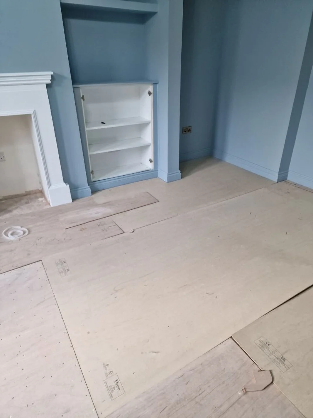 LVT flooring living room ply subfloor Beckenham.jpg