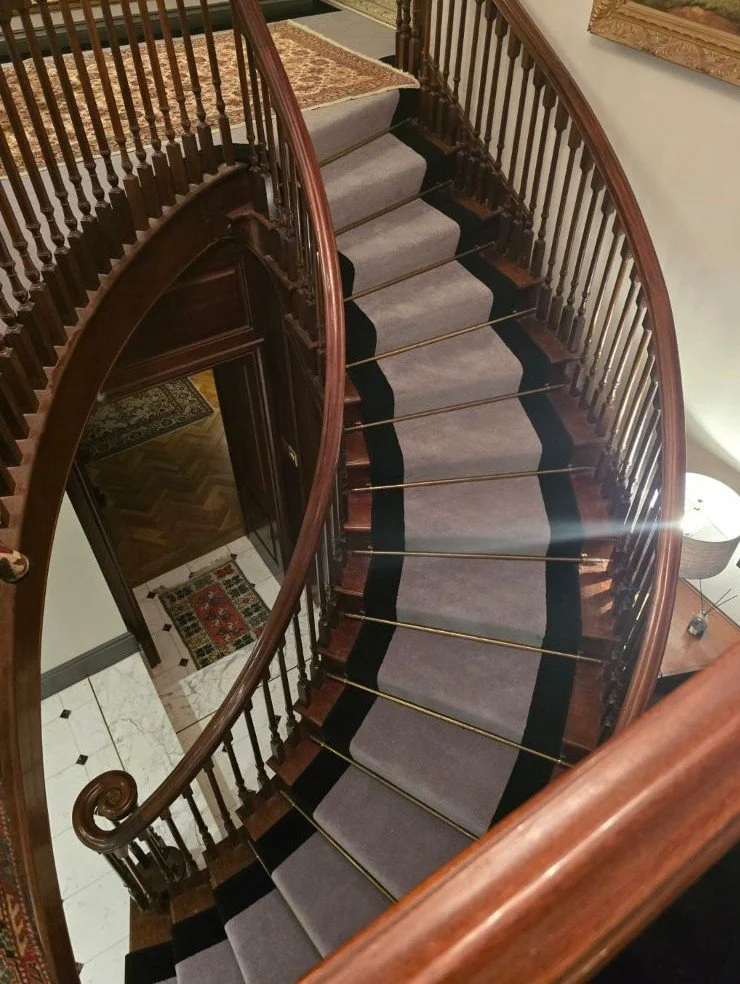 Sevenoaks stair runner carpet with stair rods.jpg