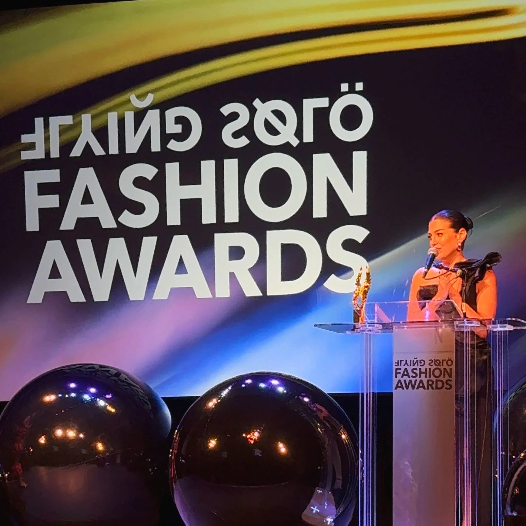 Celebrando  La Primera Edición de Flying Solo Fashion Awards Elevando Talento Emergente