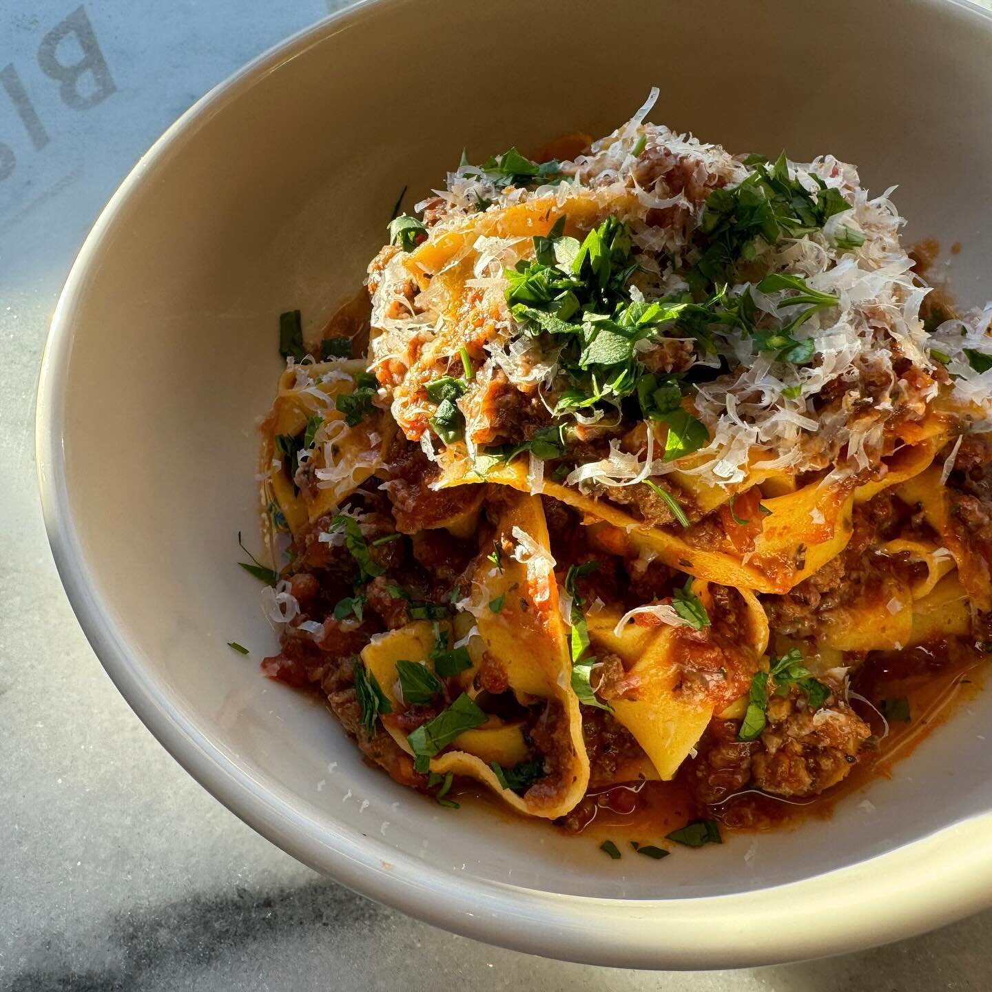 How does a bowl of saucy handmade tagliatelle al rag&ugrave; bolognese sound? Come join us for one questa sera - we&rsquo;d love to welcome you! 😍
.
.
.
.
.
#pasta&nbsp;#cucinaitaliana&nbsp;#lowergreenvillerestaurants&nbsp;#lowestgreenville&nbsp;#Da