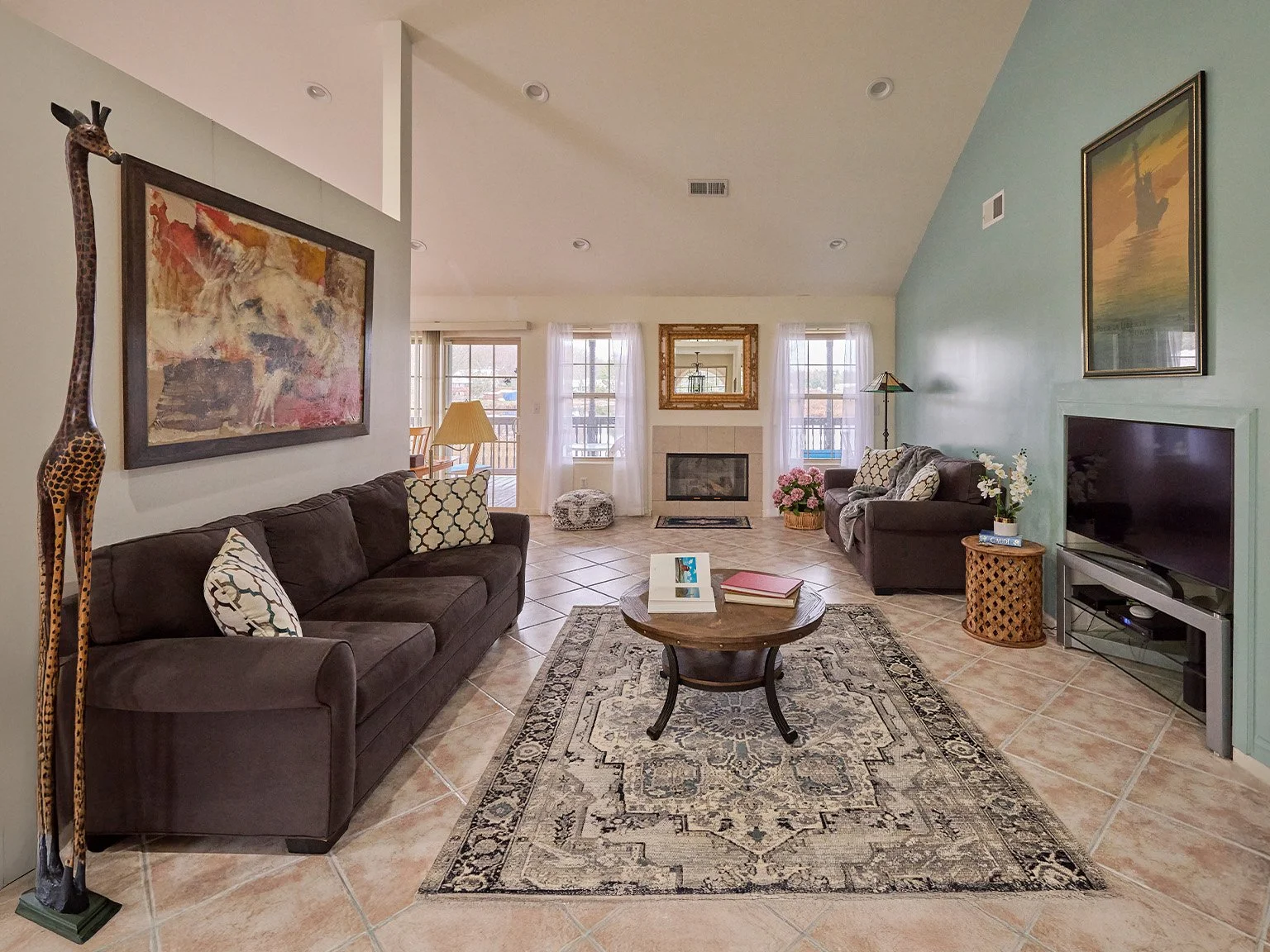 Living Room.jpg