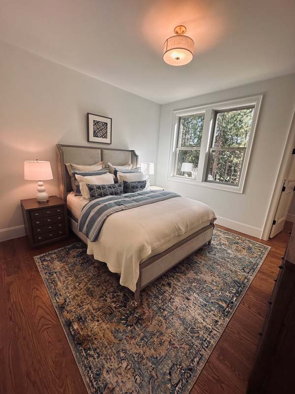 72018 MBEDROOM PHOTO.jpg