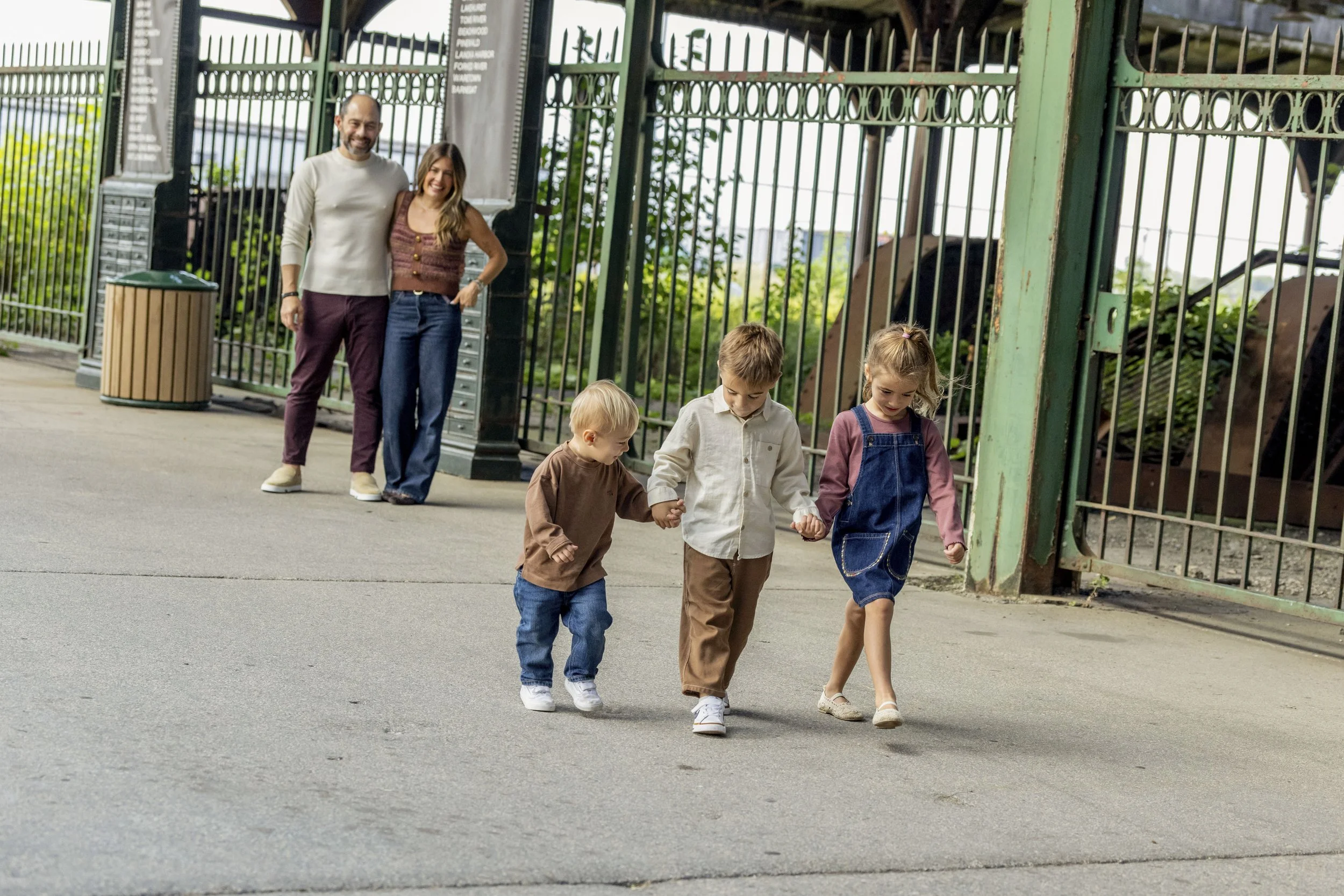 2025_09_13Dinallo057copy copy.jpg