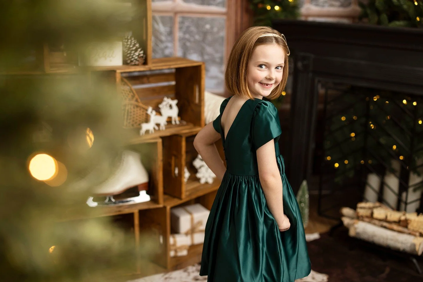 Holiday magic looks especially sweet on her ✨⁠
⁠
Just a few more days left to grab one of our final sessions of 2025 &mdash; December 17 is our last day before the move!