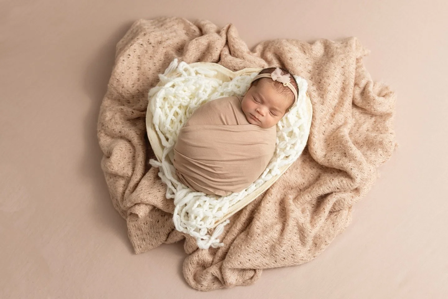 The tiniest little Valentine. Happy Valentine&rsquo;s Day from the New Moon Family! Wishing your day is filled with lots of love💕

#MontclairNJPhotographer #NJPhotoStudio #EssexCounty #ValentinesDay #Family #Children #Newborn