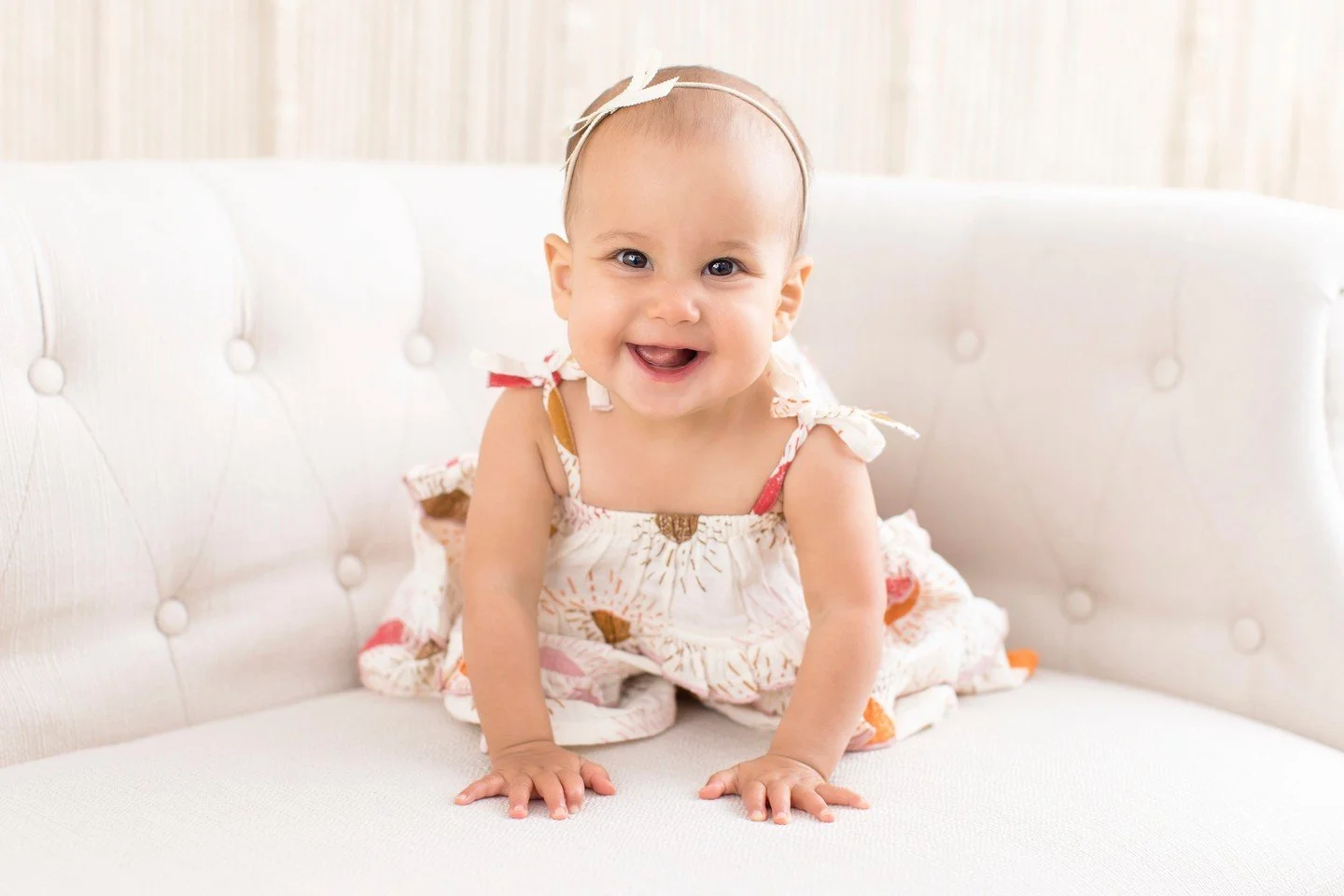 Did you know every session at New Moon comes with our Love Your Images Guarantee? Because let&rsquo;s be honest&hellip; babies and toddlers sometimes have their own plans. That&rsquo;s why we stand behind every session so you can feel confident you&r