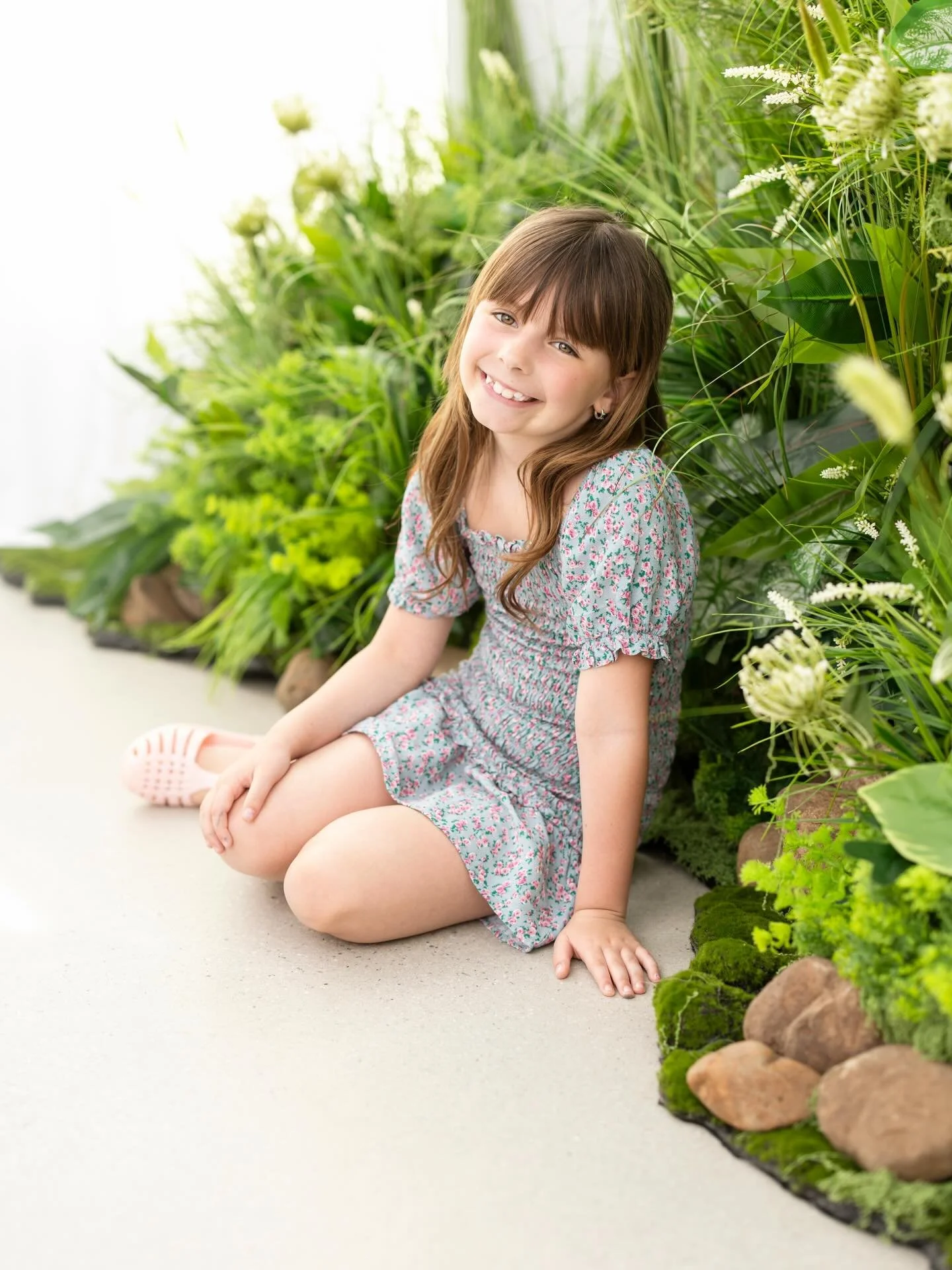Spring is in the air and that smile says it all!🌿

#MontclairPhotographer #MontclairNJ #PhotoStudio #Children #Family