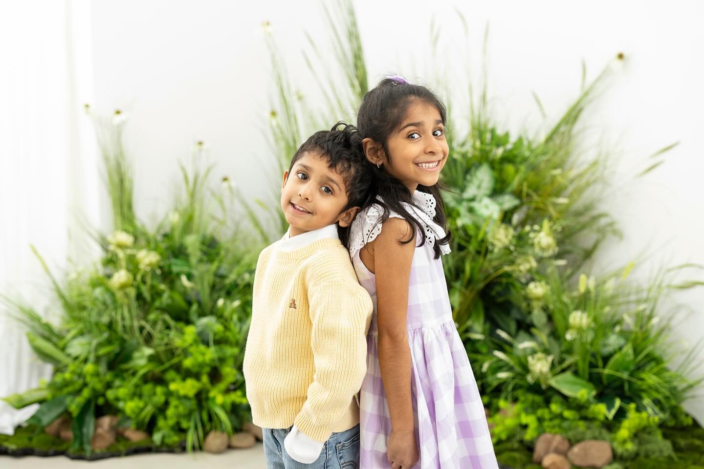 Better together💕 The kind of sibling bond that you&rsquo;ll treasure forever.

#MontclairNJ #MontclairPhotographer #PhotoStudio #Family #Children