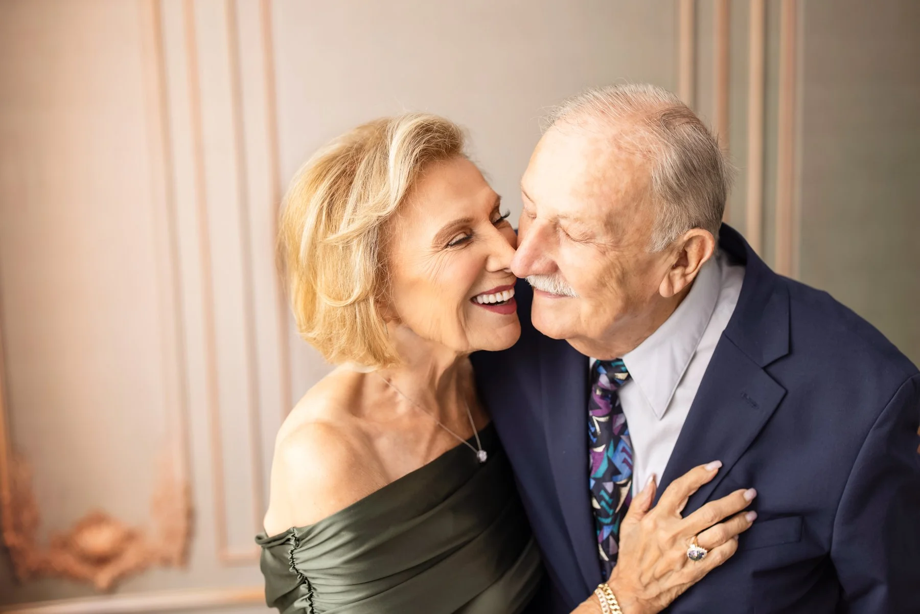 Old Money_Holiday Portraits3.jpg