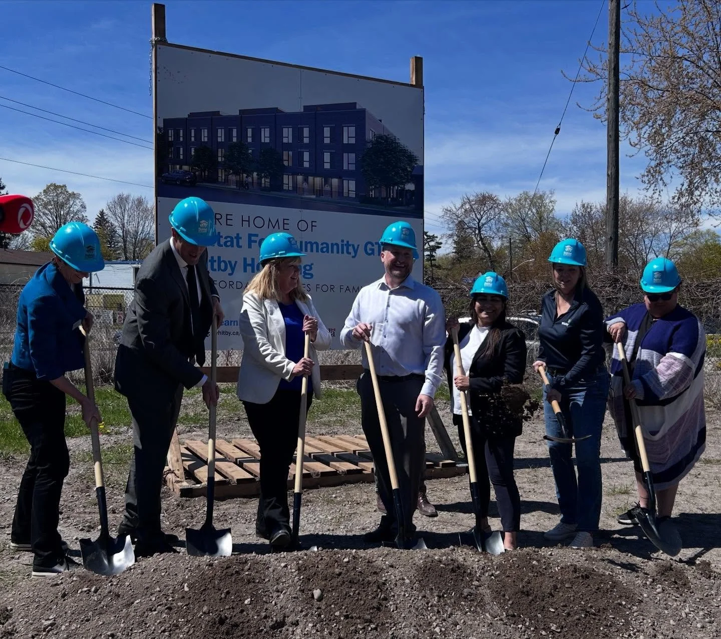 Yesterday, @habitatgta officially broke ground on a new affordable housing community in Downtown Whitby.

More than 40 new homes are planned near Hickory and Dunlop Street through strong partnerships across all levels of government, community organiz