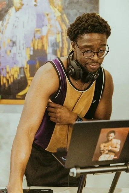 FREE2735 Medium.jpeg