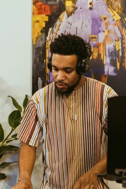 FREE9734 Medium.jpeg