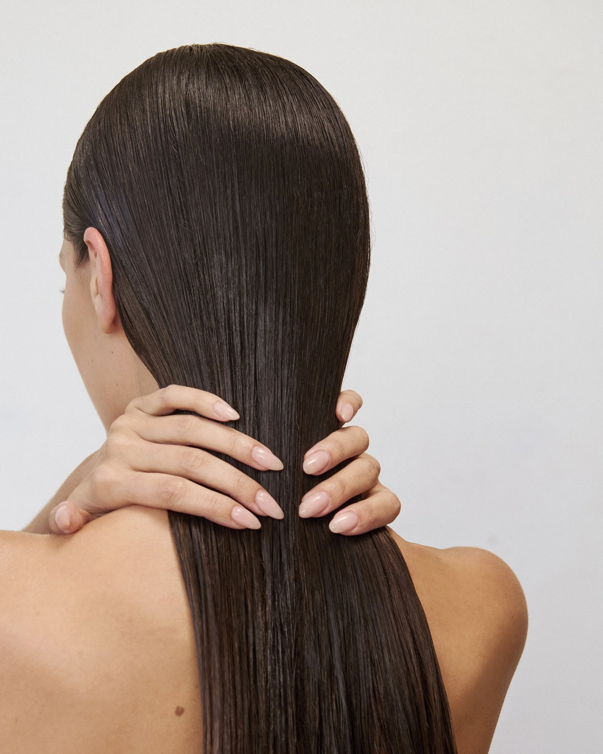 Model Sinclair Slazinski @sinslaz 
Makeup and hair Michaela Lew @michaela_lew
Photo Alena Saz @alena_saz 