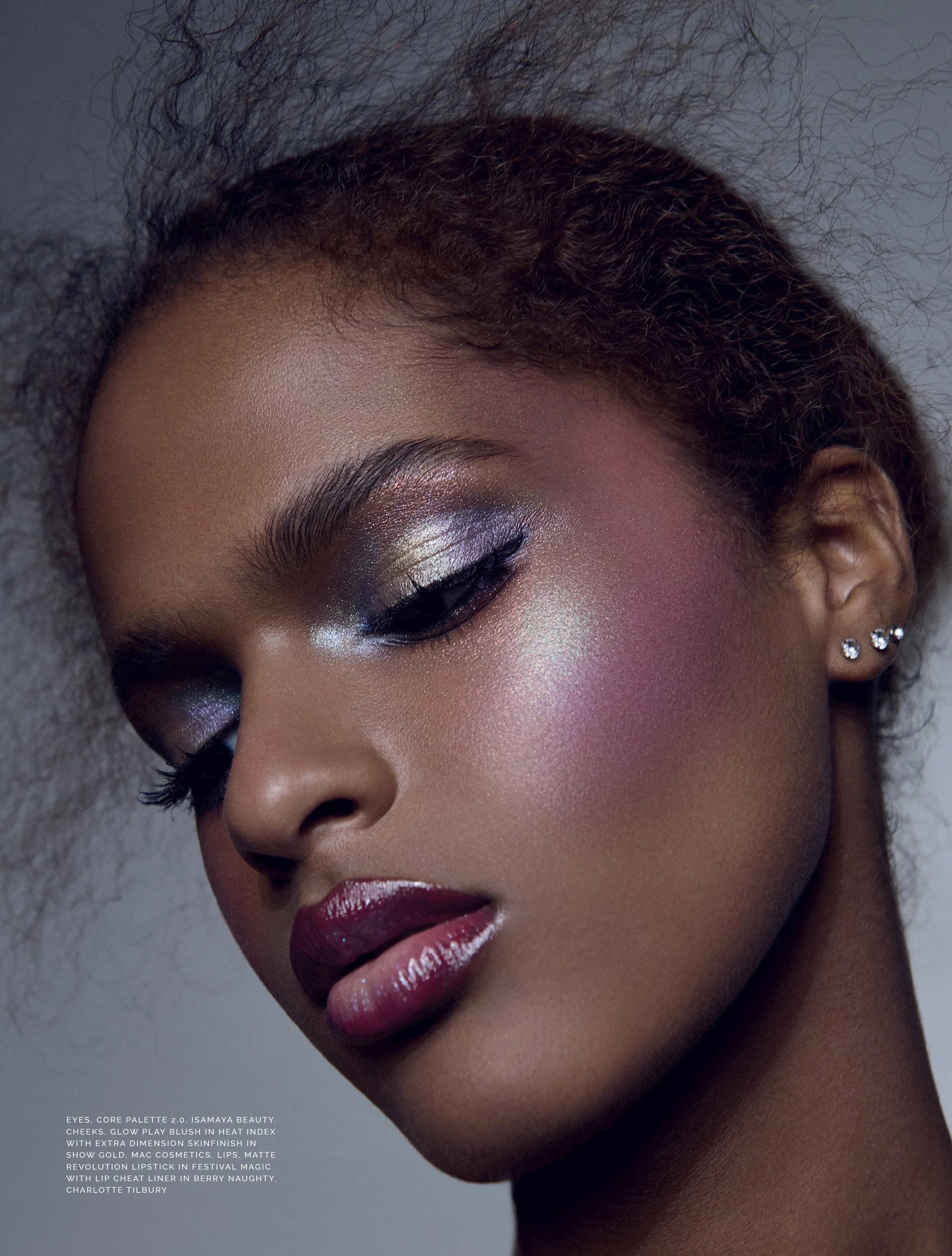 Alena Saz for MOJEH Magazine