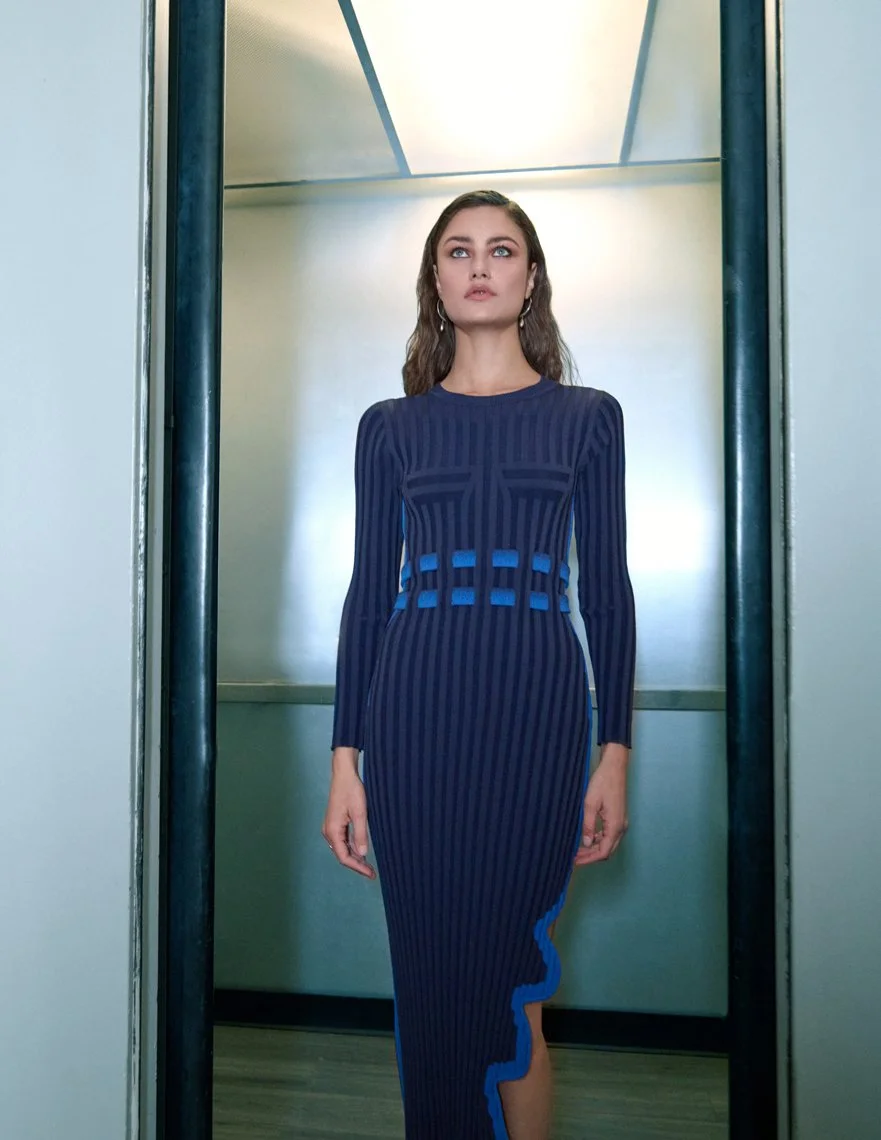 BACK TO THE OFFICE for Mirror Mirror Magazine @mirror_mirror_magazine
Photographer ALENA SAZ @alena_saz @seenartists
Model MAËLYS GAROUIS | LA Models @maelyschance @lamodels
Makeup & Hair IRIS MOREAU @irismoreaumakeup
Wardrobe Stylist PARKER HARWOOD 