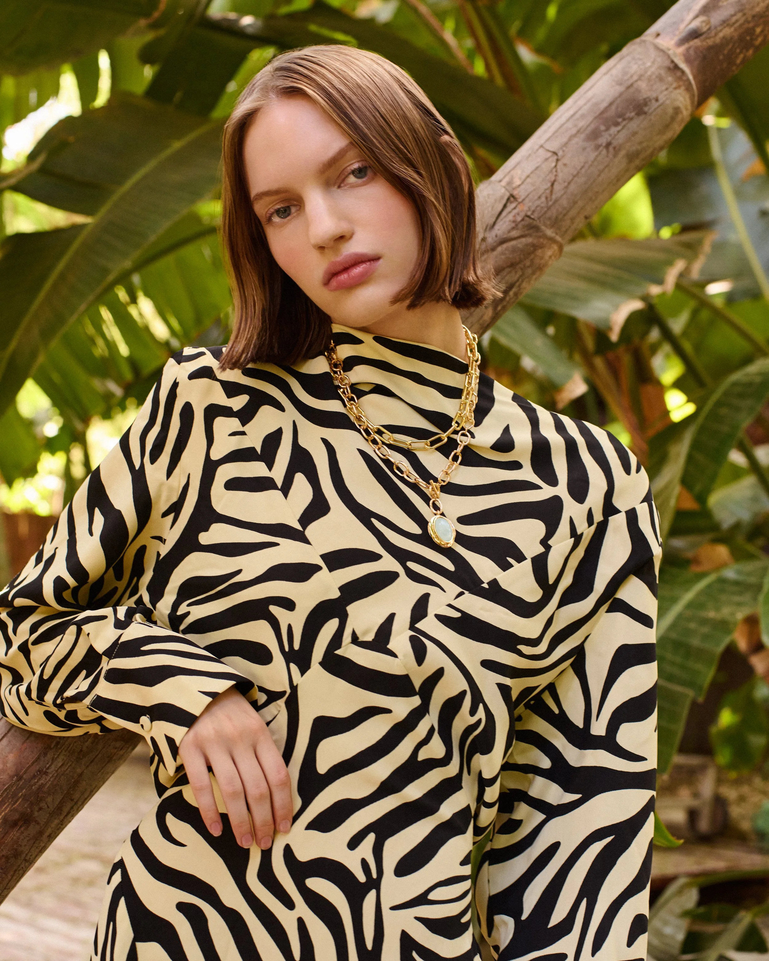 EARTHBOUND
Photography and styling @alena_saz @seenartists
Model @fitchcaro @womenmanagementla
Makeup and hair @barbaralamelzamakeup