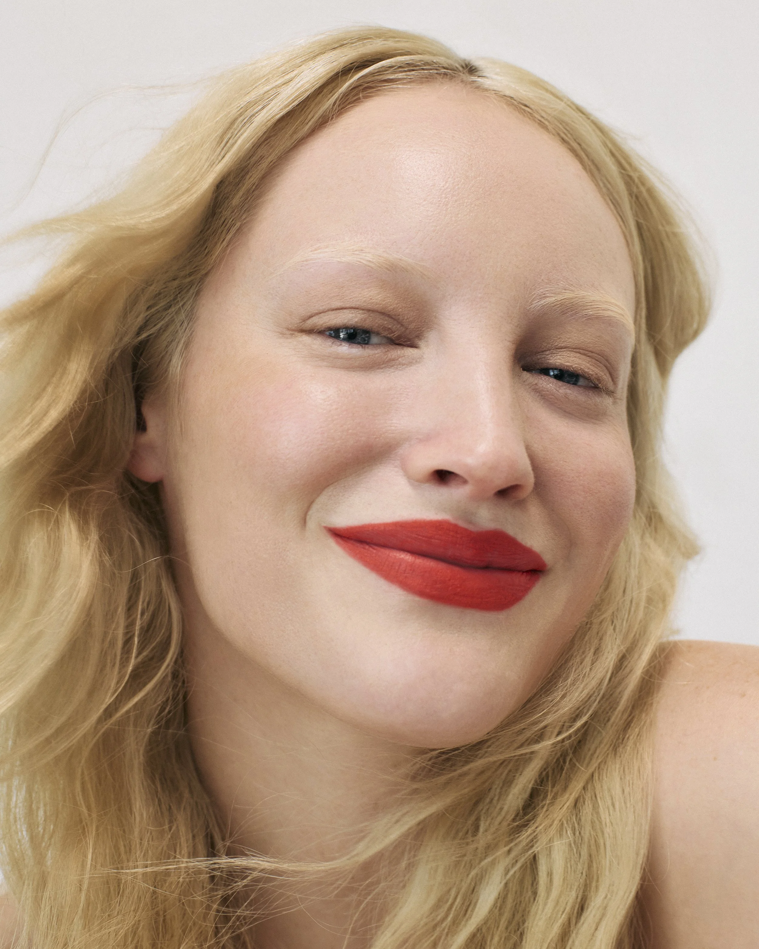 Photo @alena_saz @seenartists
Model @ashlyn.lie
Makeup artist @bethfollertmakeup using @merit
Hair @michaela_lew