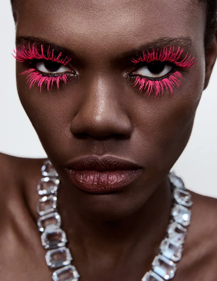 Beauty story for L’BEAUTE @lbeautemx AVANT-GARDE issue
Photographer Alena Saz @alena_saz @seenartists
Model London Knight @londonknight_ Photogenics LA
Creative producer Stephanie Arouesty @steph_aro
Coordinator Sofía Zuckermann @sofiazukermann
Makeu