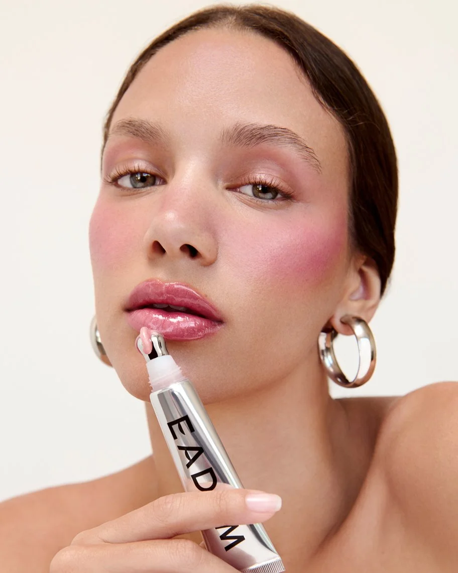 Modern beauty and skincare photography by Alena Saz 