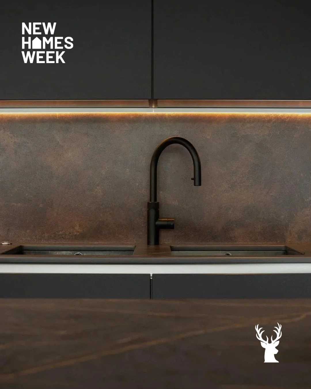 Your home. Your choices.

One of the things our homeowners value most is the ability to personalise their home so it truly feels like theirs.

From over 20 kitchen finishes, to a wide choice of worktops and handles, plus hundreds of tile combinations