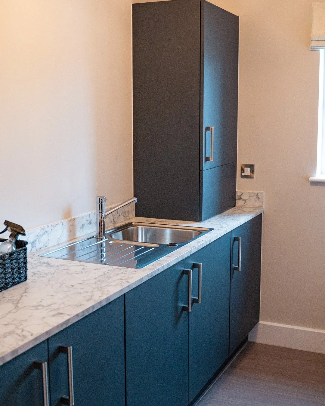 The unsung hero of everyday living.

A well-designed utility room keeps the rest of the home calm and clutter-free, giving laundry, storage and day-to-day practicalities their own dedicated space.

From tucked-away appliances to thoughtful storage an