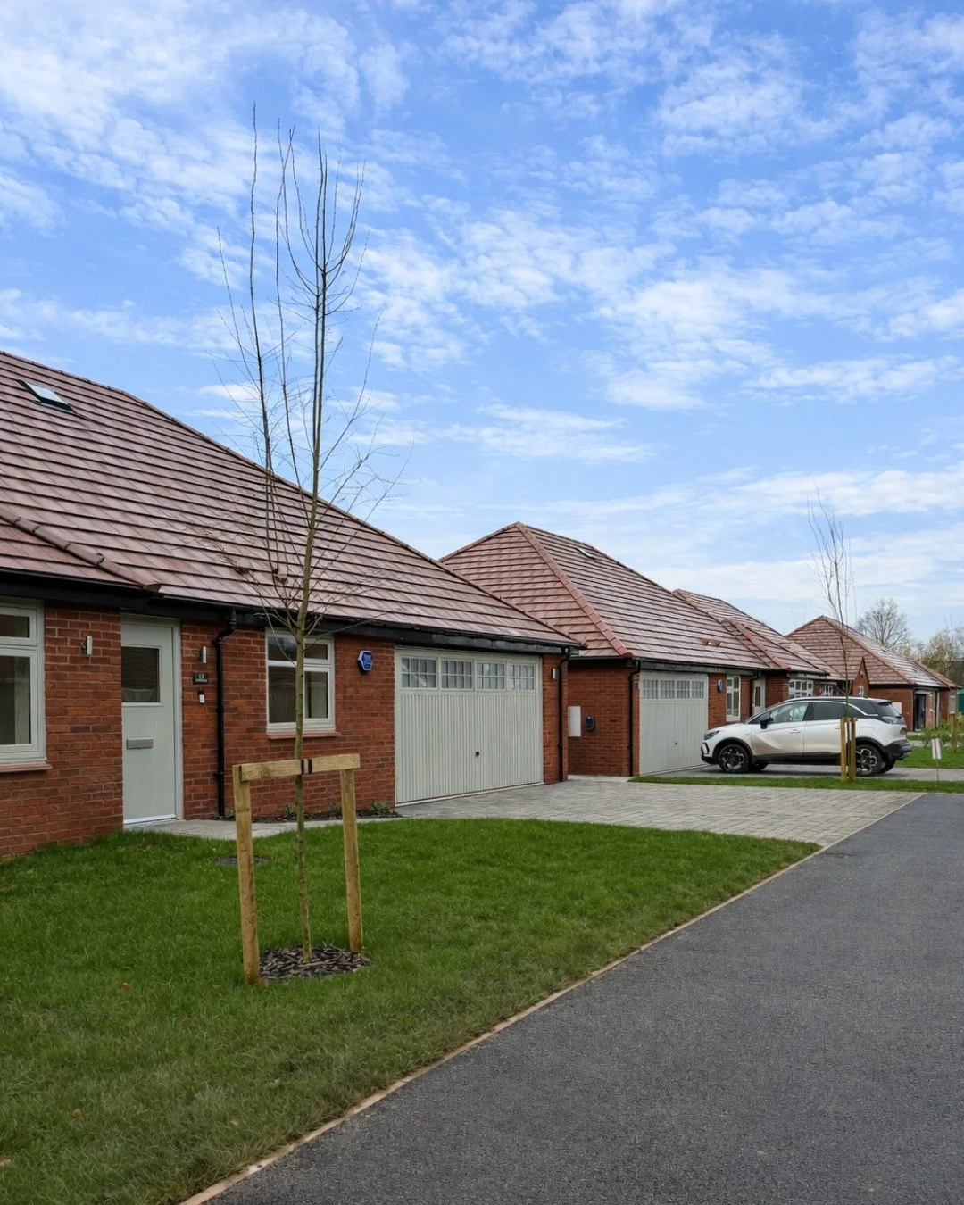 The first day of spring 🌿

Lighter mornings.
Longer evenings.
A fresh start in the air.

At Stancliffe Homes, spring is when our developments really come into their own. Gardens begin to bloom, natural light fills every room, and you can truly appre