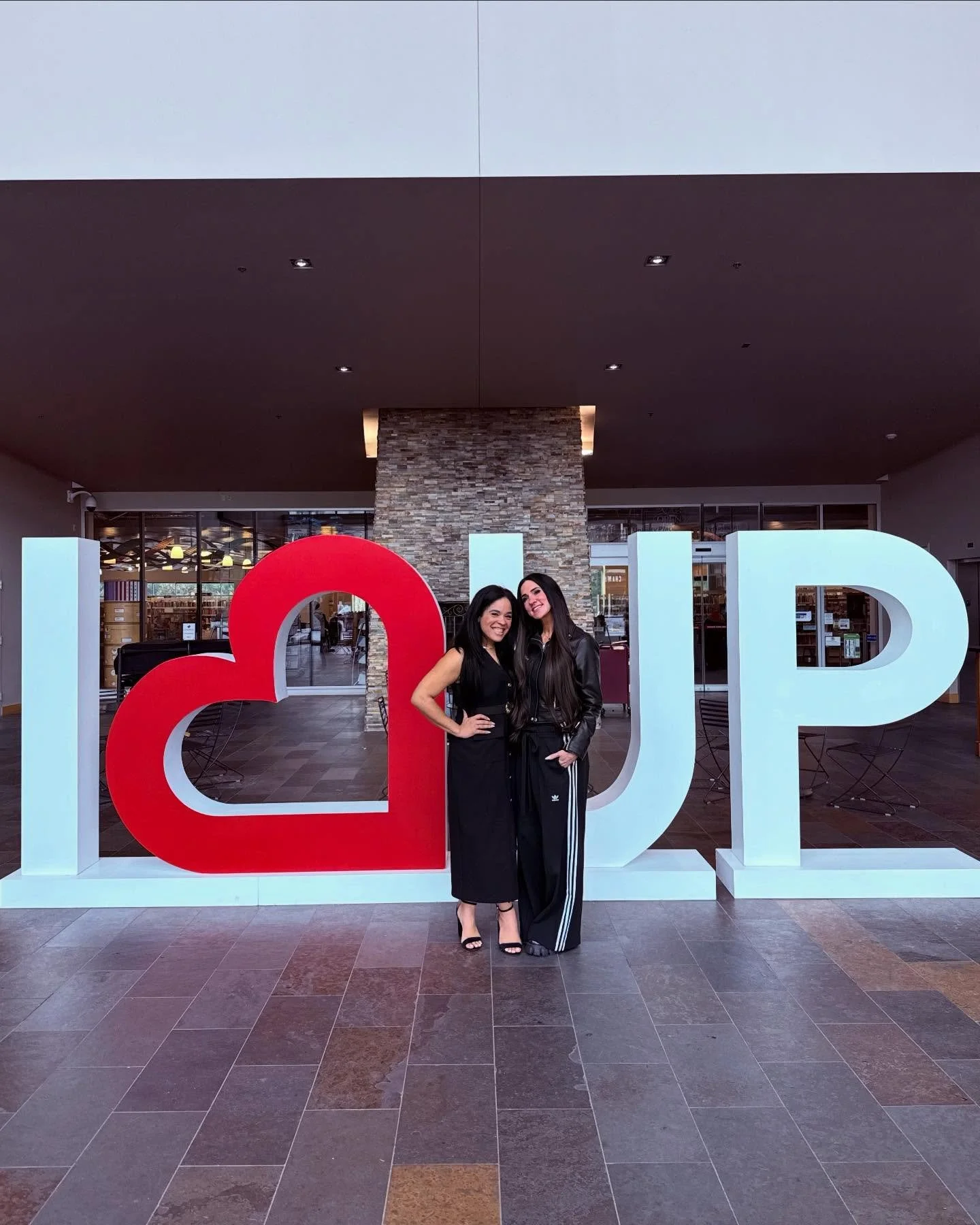 Valentine&rsquo;s Day is the perfect time to show others why 
I ❤️ UP! 
We were lucky to welcome 
New York Time&rsquo;s bestselling author, speaker and podcaster @realtalkkim to our great city! 
Thanks to the hospitality of @saltedrim253 our communit