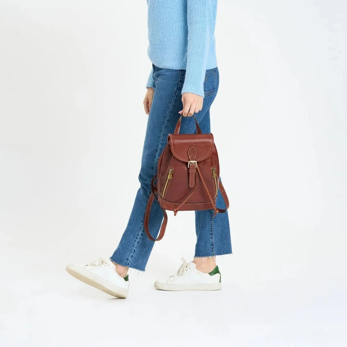 Handmade Leather Backpacks for Women: Practical Elegance That Never Goes Out of Style