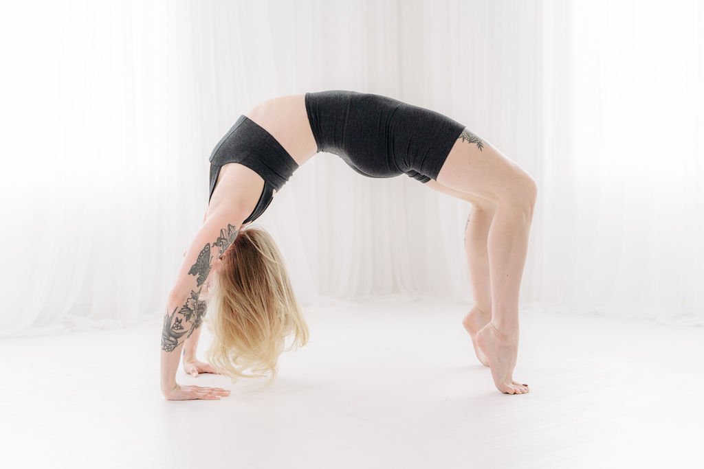 ALLYYOGA-31423-MWC-00546.jpg