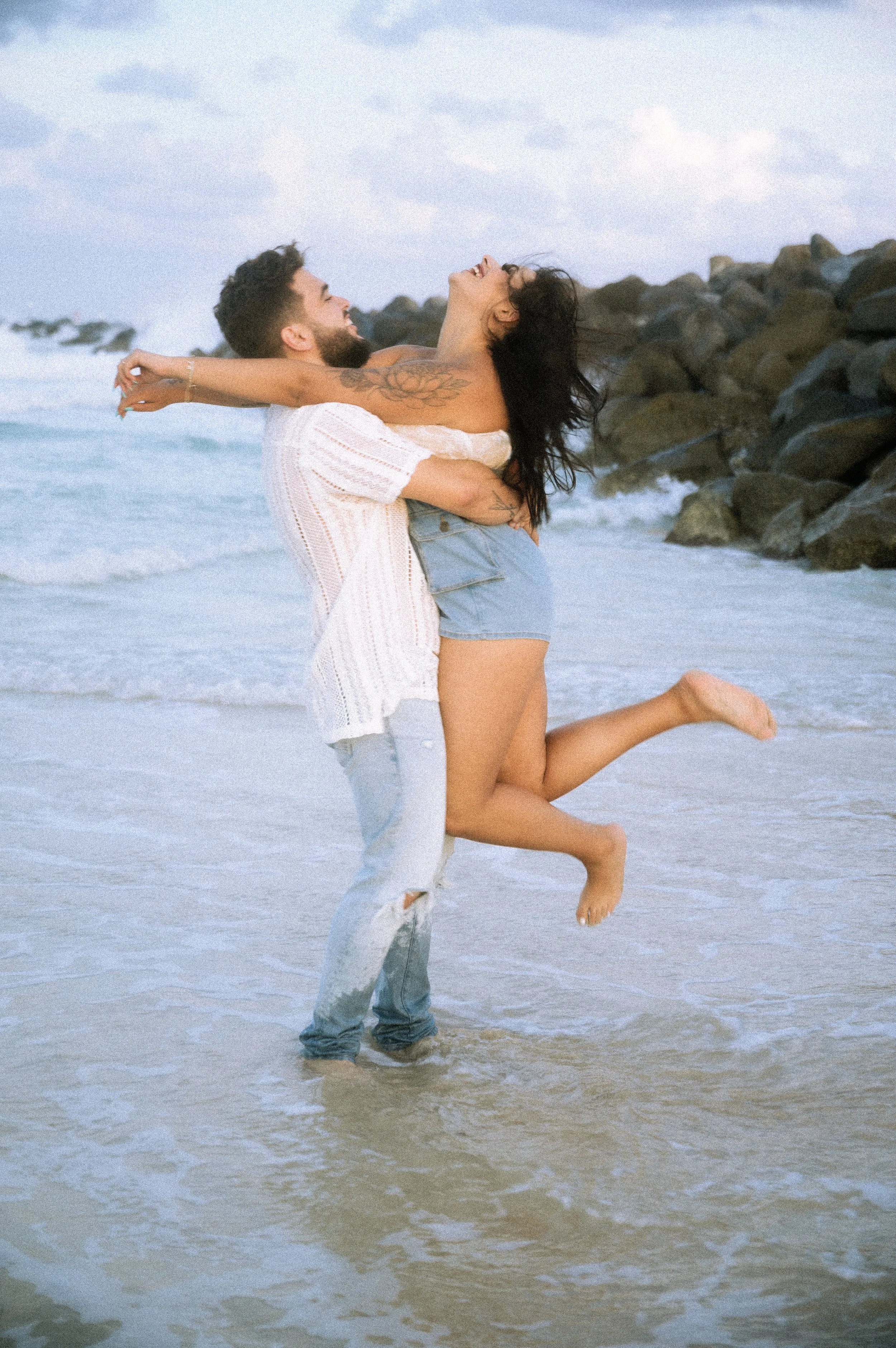 southpointe-beach-engagement-photosession-photography-couple-miami-beachphotosession-237.jpg