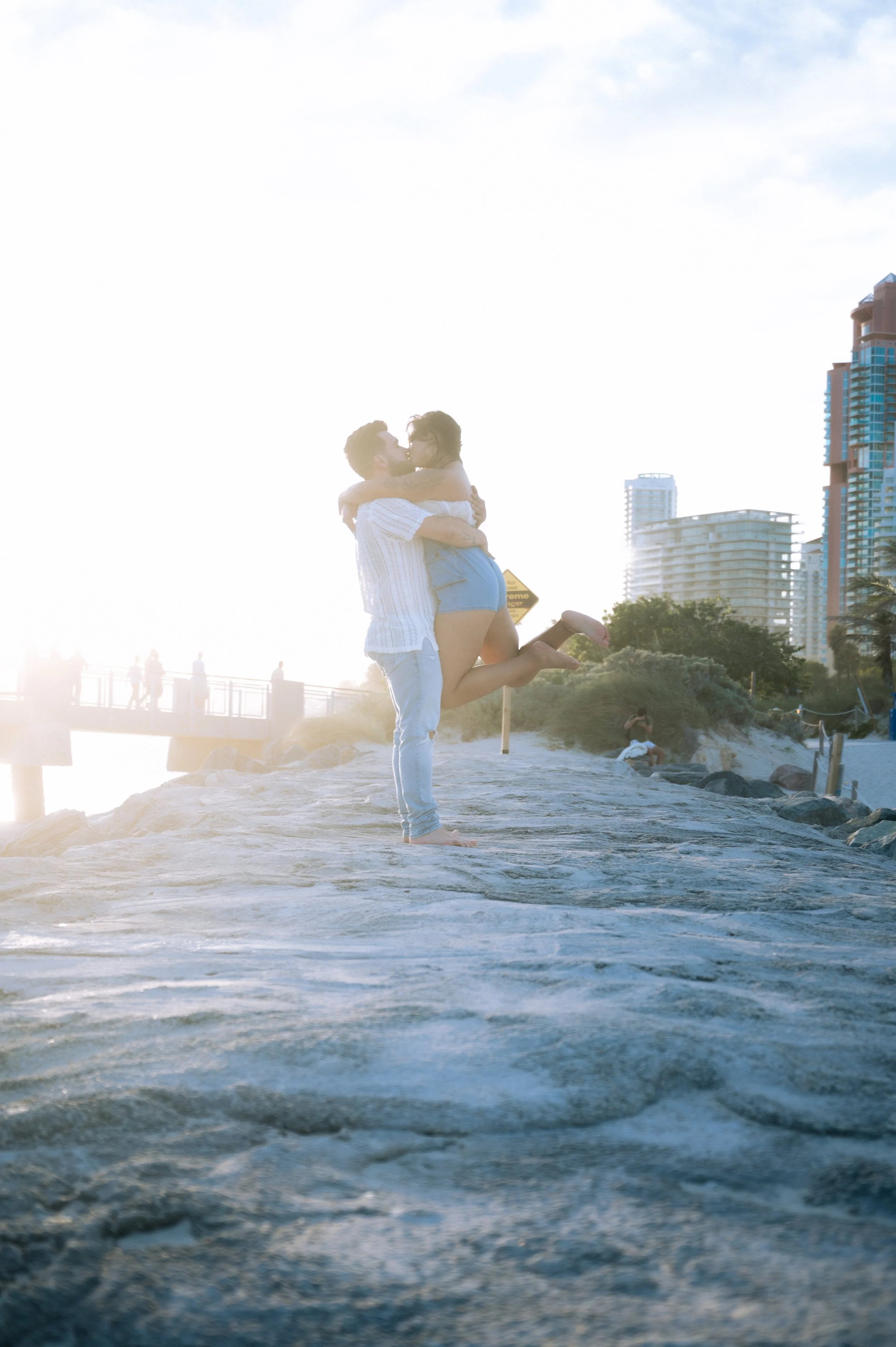 southpointe-beach-engagement-photosession-photography-couple-miami-beachphotosession-159.jpg