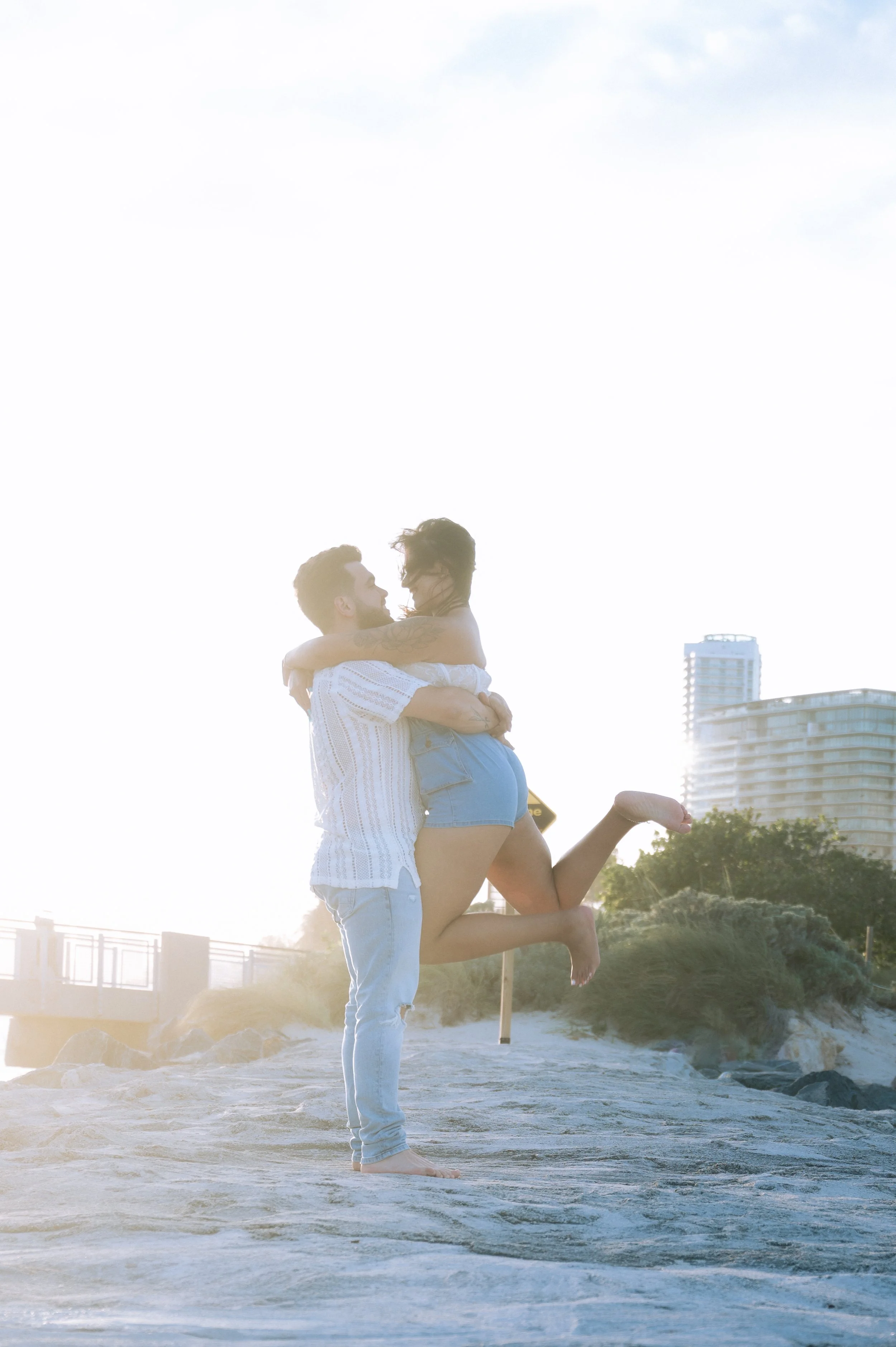 southpointe-beach-engagement-photosession-photography-couple-miami-beachphotosession-158.jpg