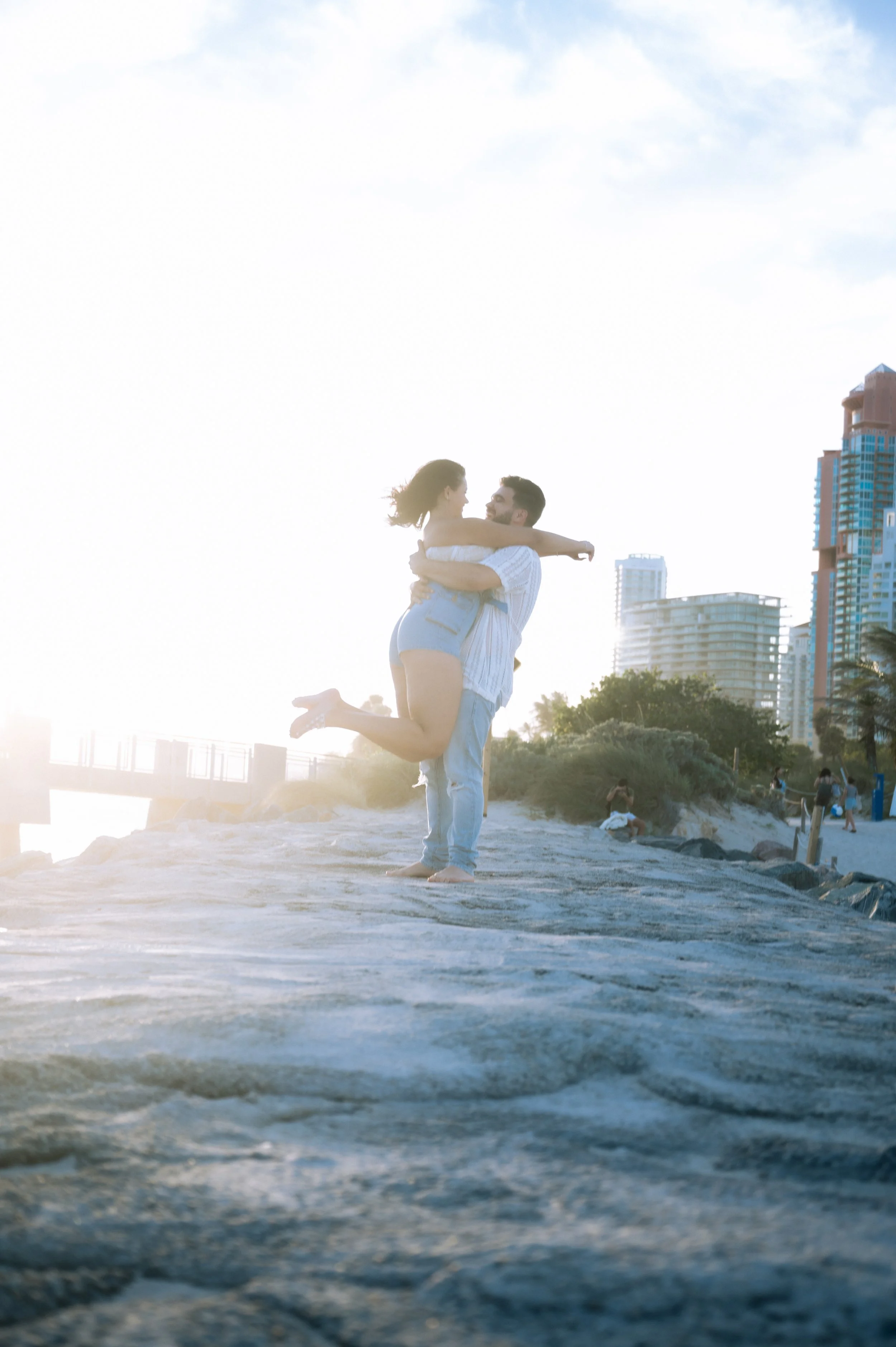 southpointe-beach-engagement-photosession-photography-couple-miami-beachphotosession-186.jpg