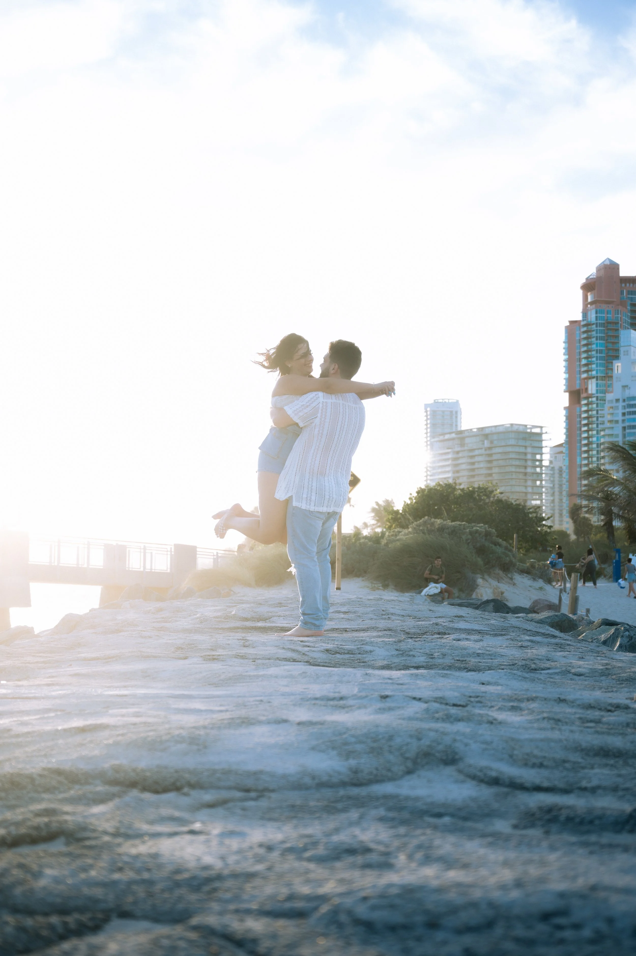 southpointe-beach-engagement-photosession-photography-couple-miami-beachphotosession-171.jpg