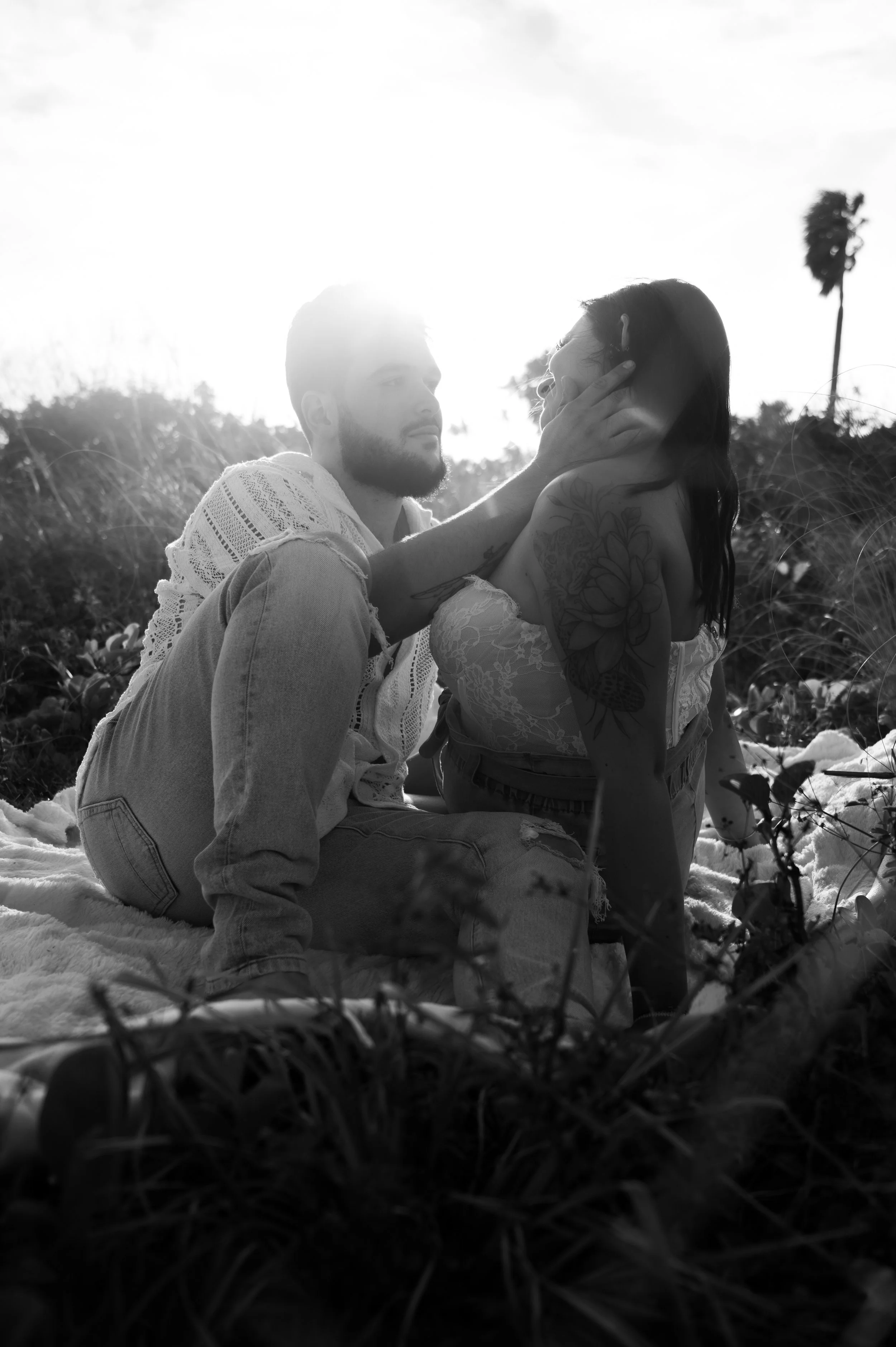 southpointe-beach-engagement-photosession-photography-couple-miami-beachphotosession-025.jpg