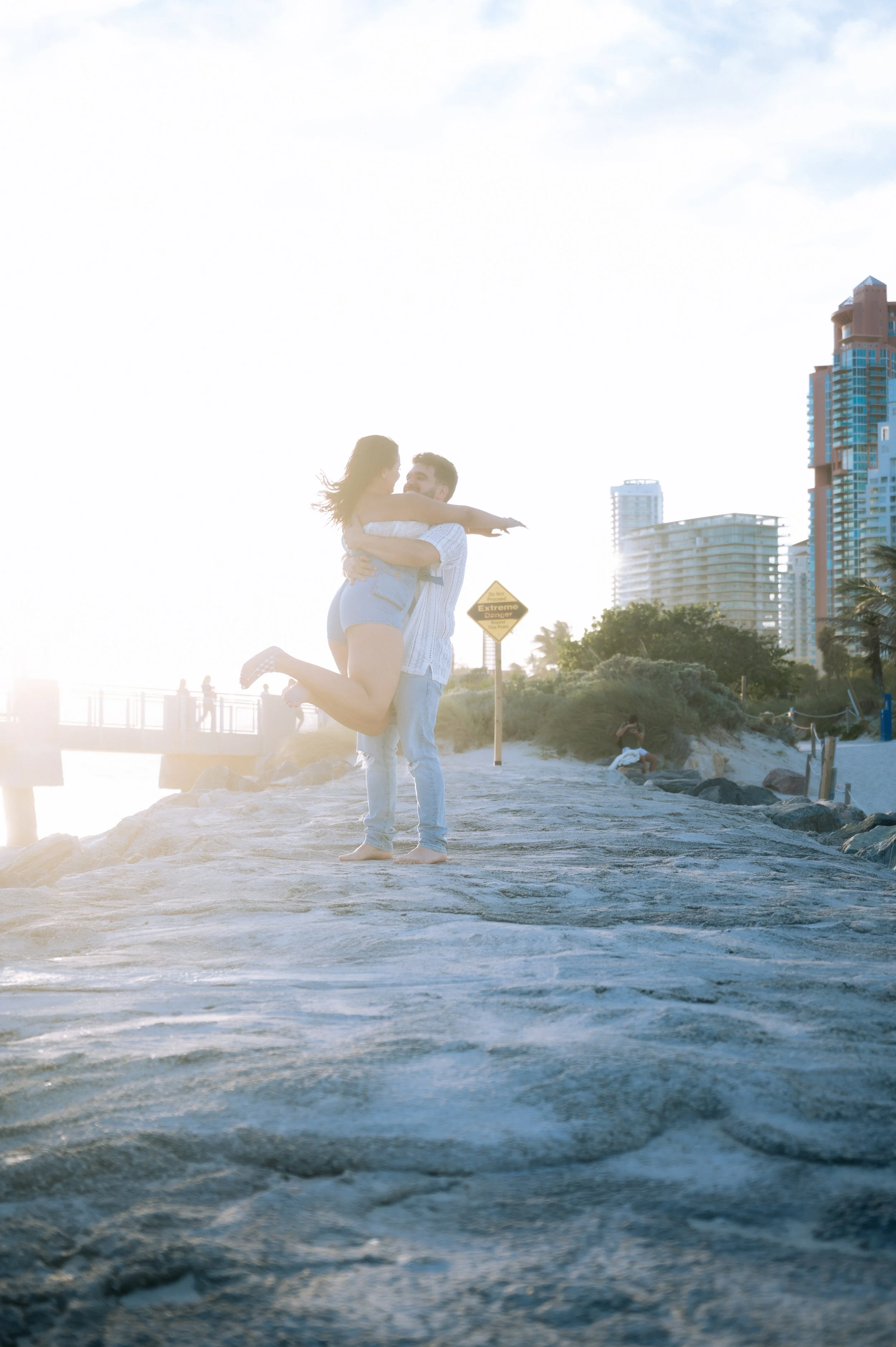 southpointe-beach-engagement-photosession-photography-couple-miami-beachphotosession-163.jpg
