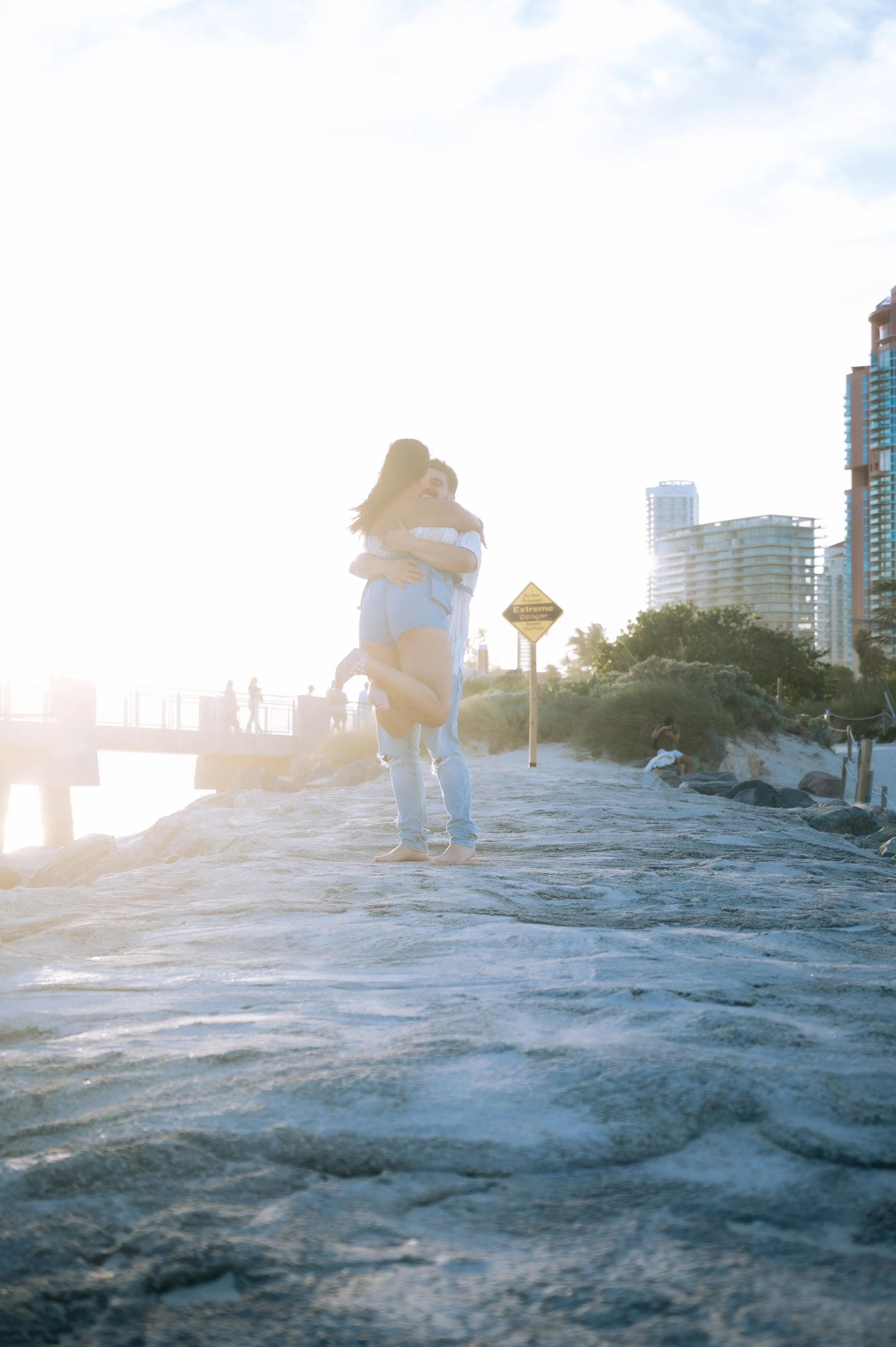 southpointe-beach-engagement-photosession-photography-couple-miami-beachphotosession-165.jpg