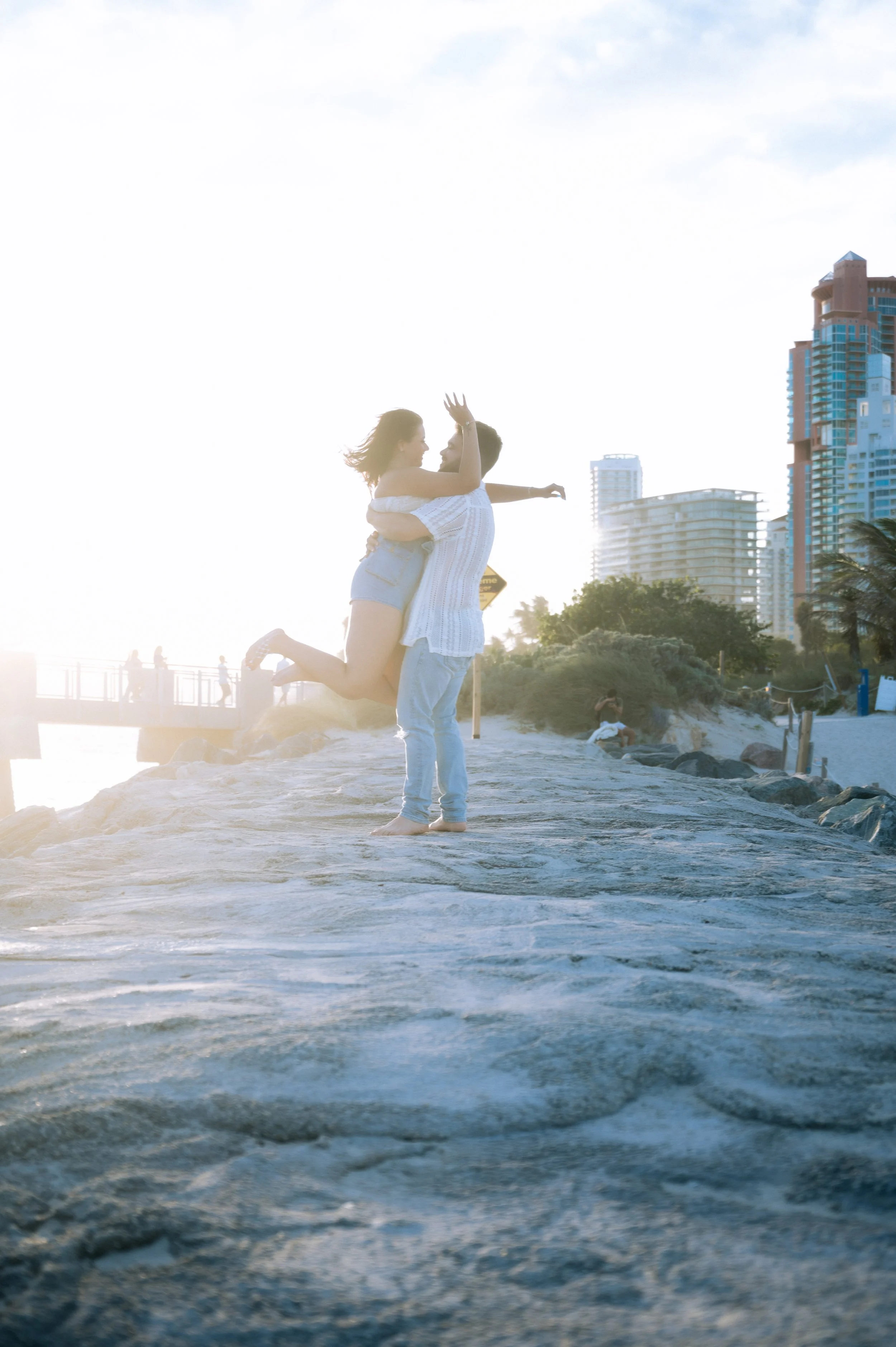 southpointe-beach-engagement-photosession-photography-couple-miami-beachphotosession-160.jpg