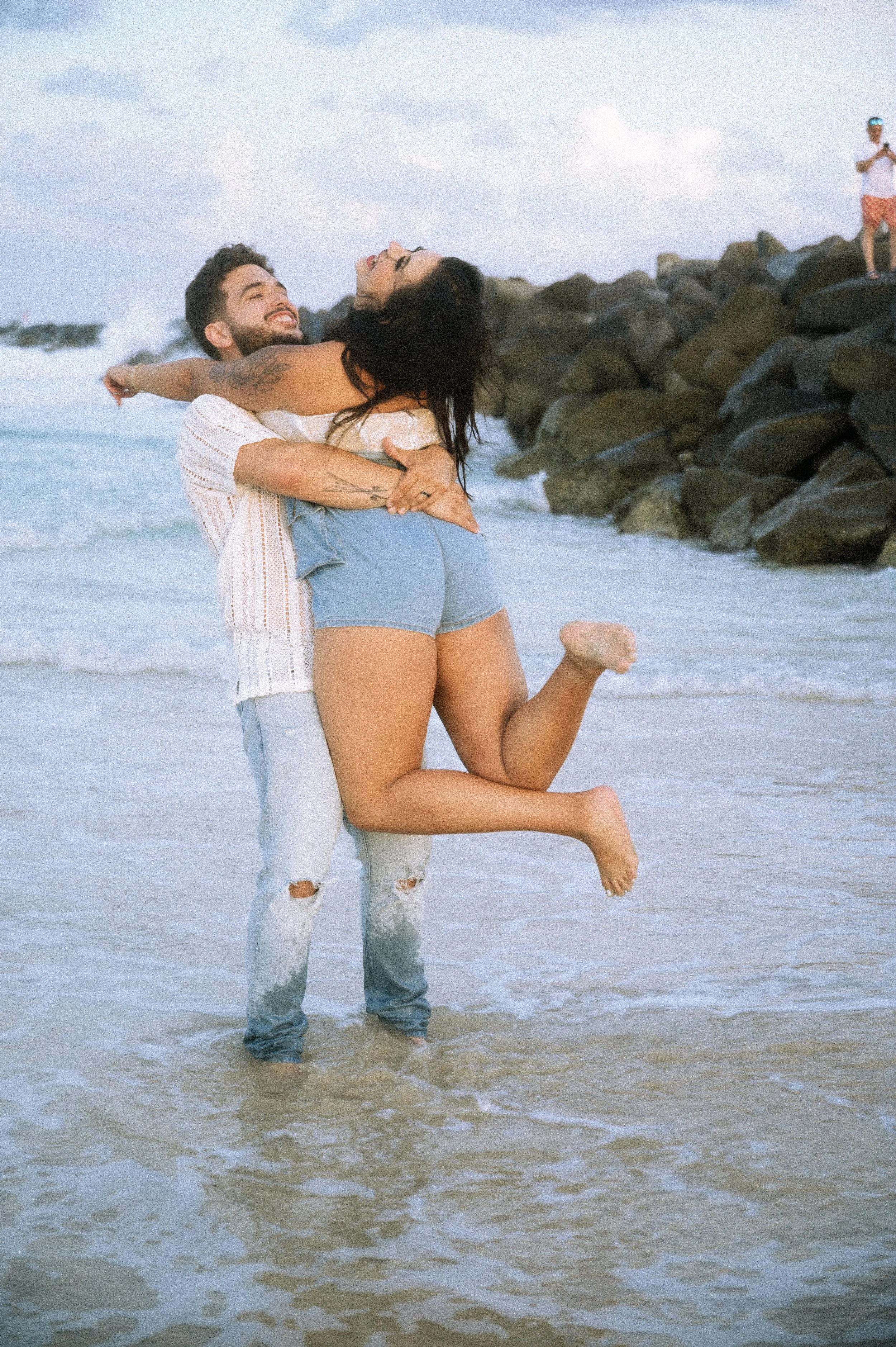 southpointe-beach-engagement-photosession-photography-couple-miami-beachphotosession-234.jpg