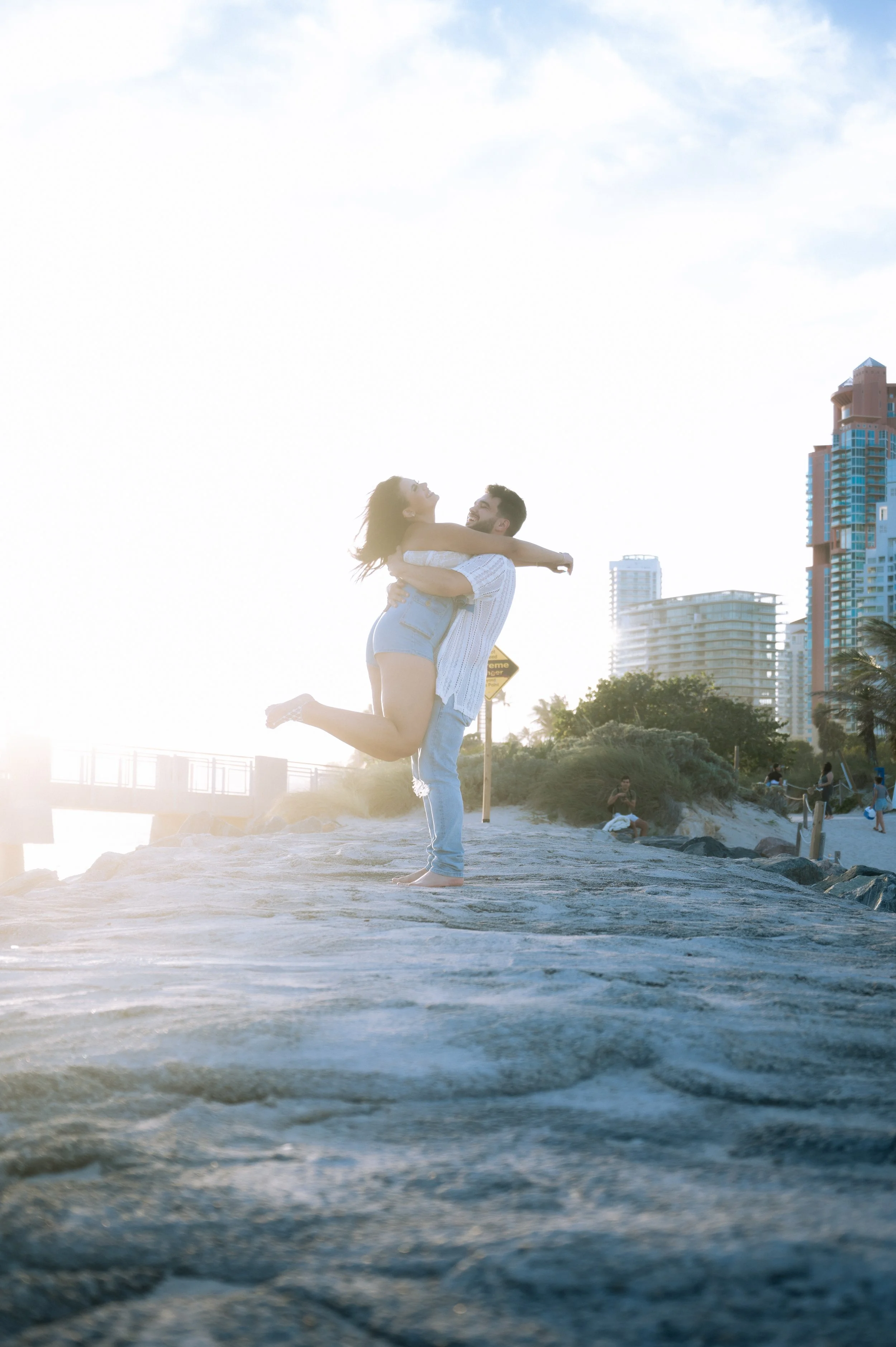 southpointe-beach-engagement-photosession-photography-couple-miami-beachphotosession-177.jpg