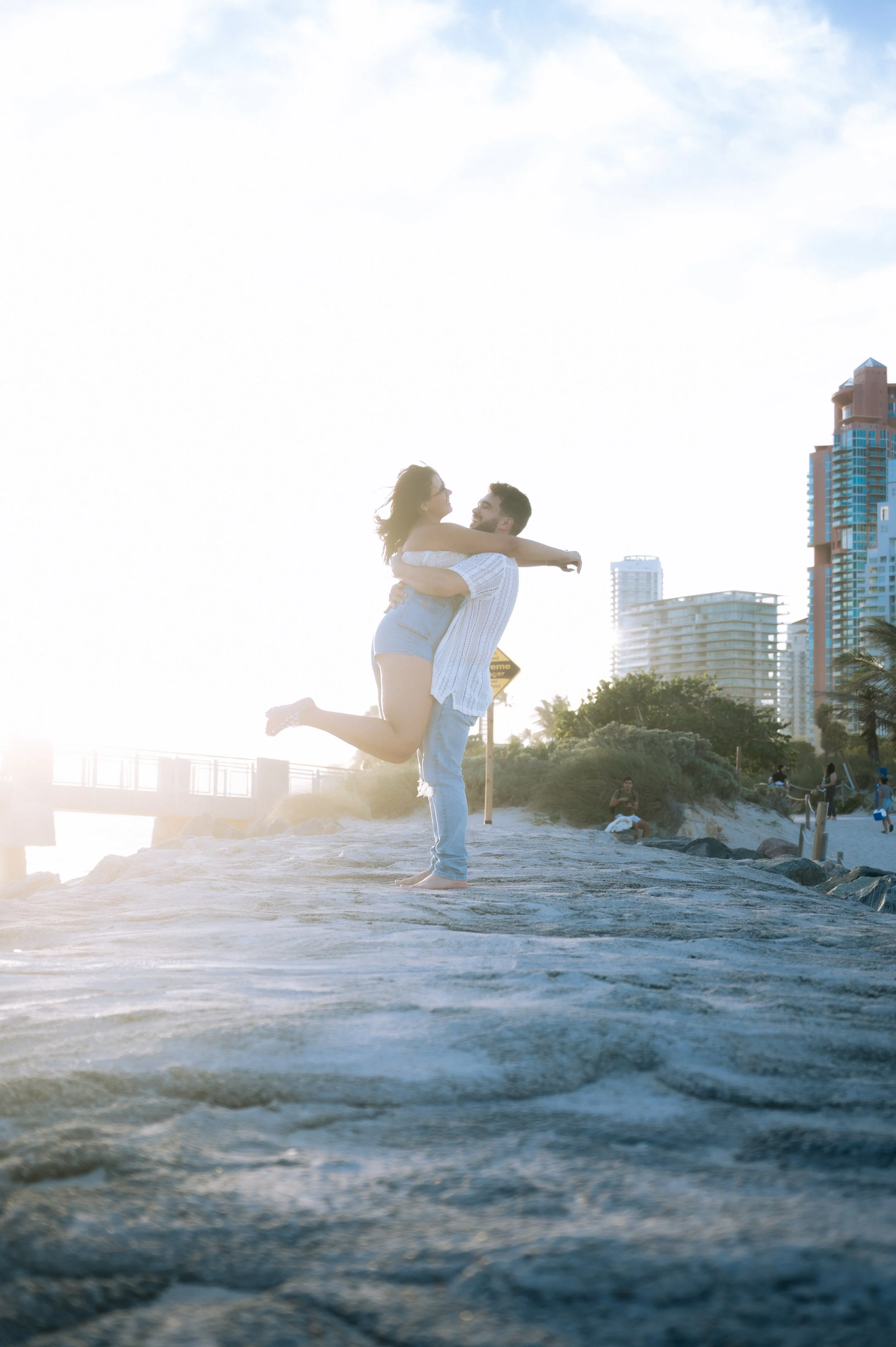 southpointe-beach-engagement-photosession-photography-couple-miami-beachphotosession-176.jpg