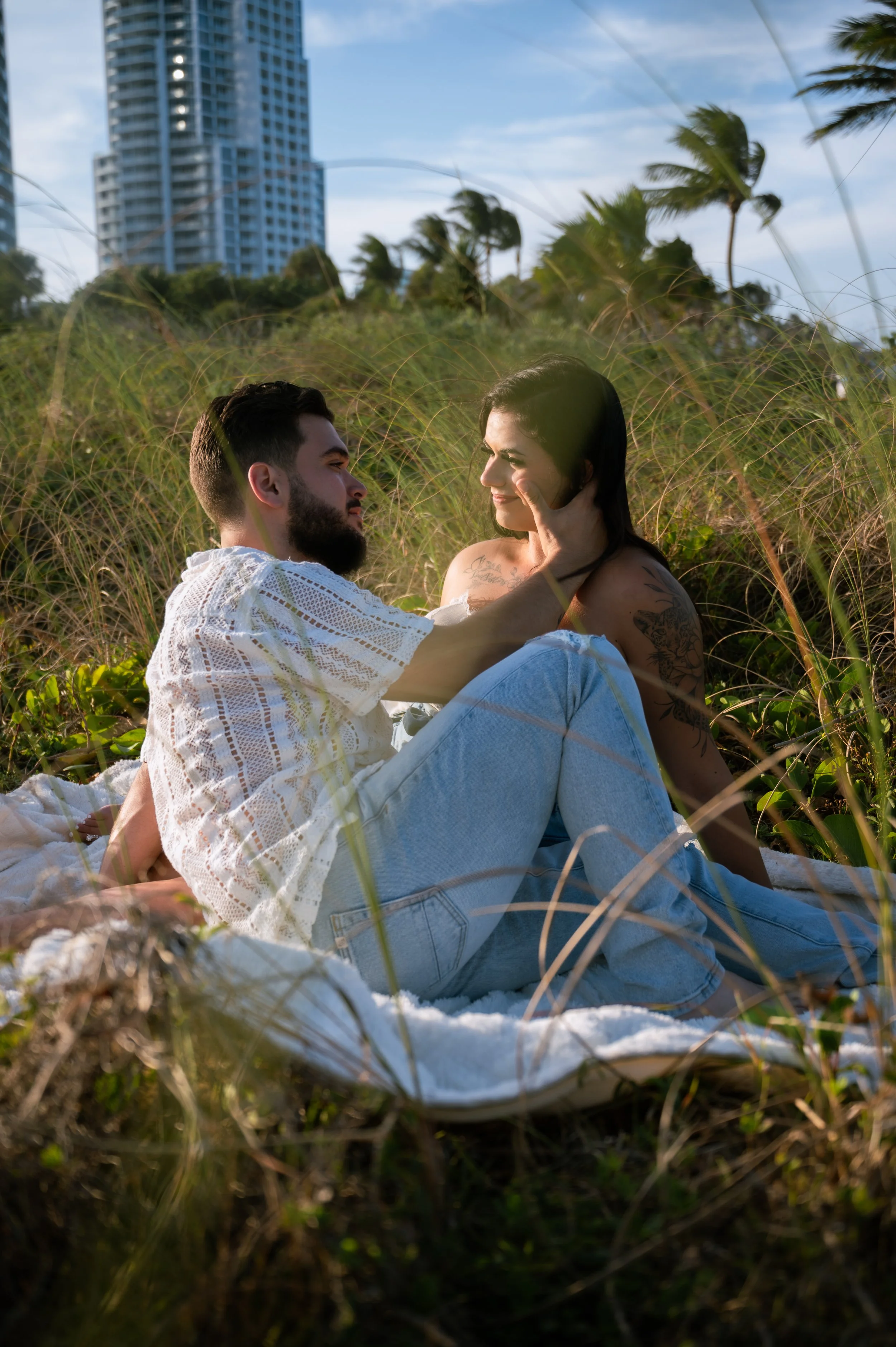 southpointe-beach-engagement-photosession-photography-couple-miami-beachphotosession-053.jpg