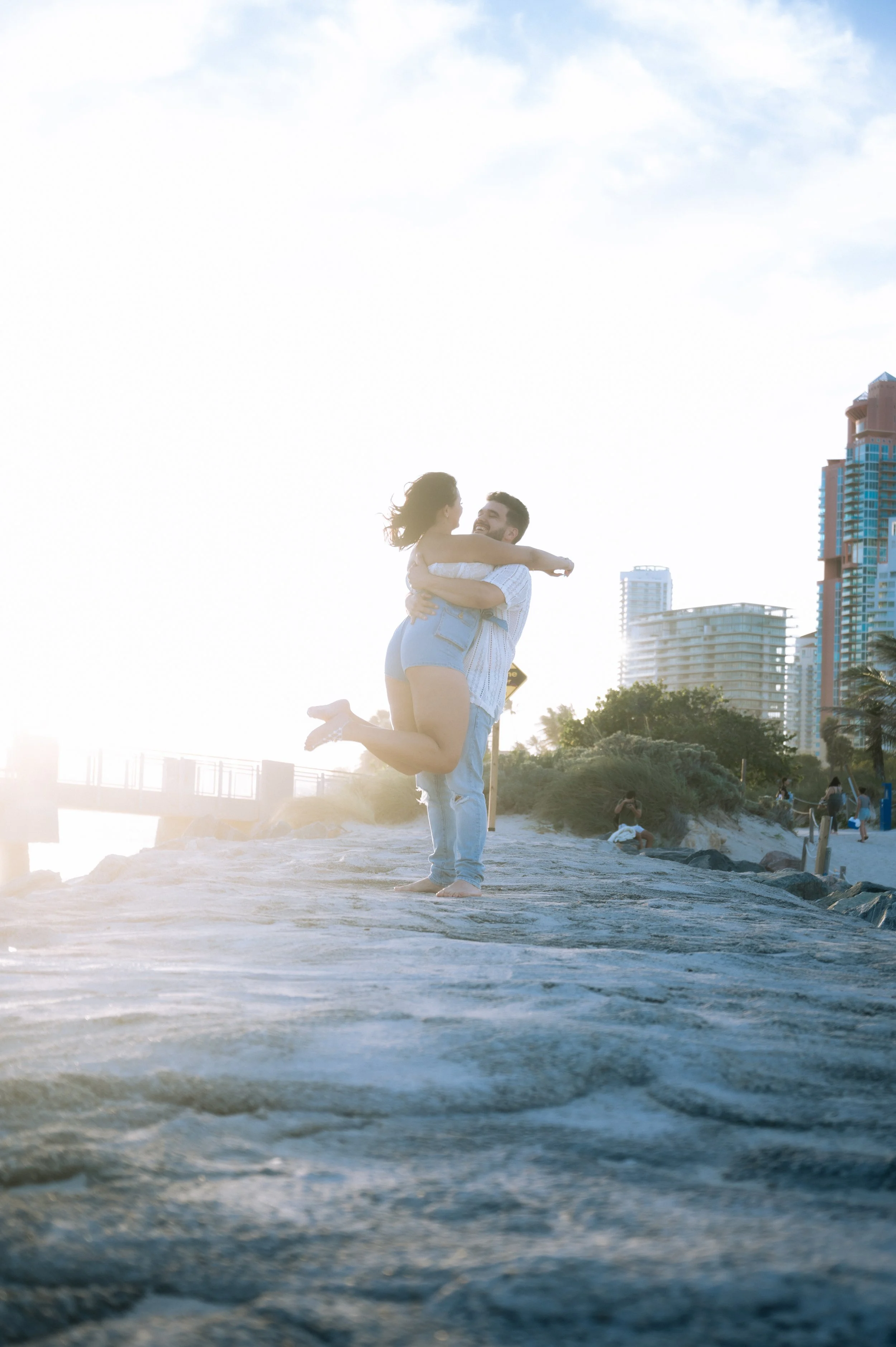 southpointe-beach-engagement-photosession-photography-couple-miami-beachphotosession-184.jpg