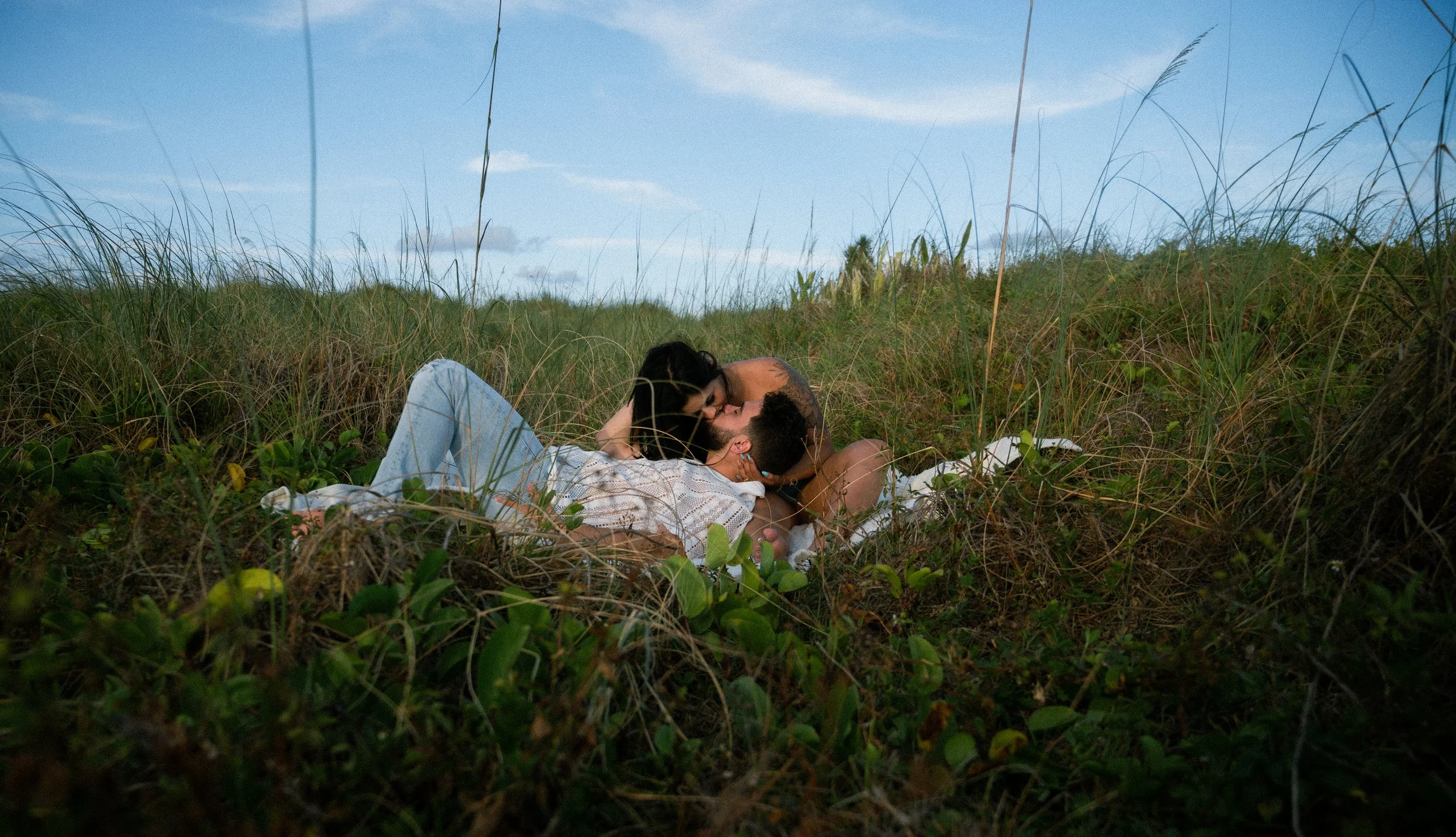 southpointe-beach-engagement-photosession-photography-couple-miami-beachphotosession-121.jpg