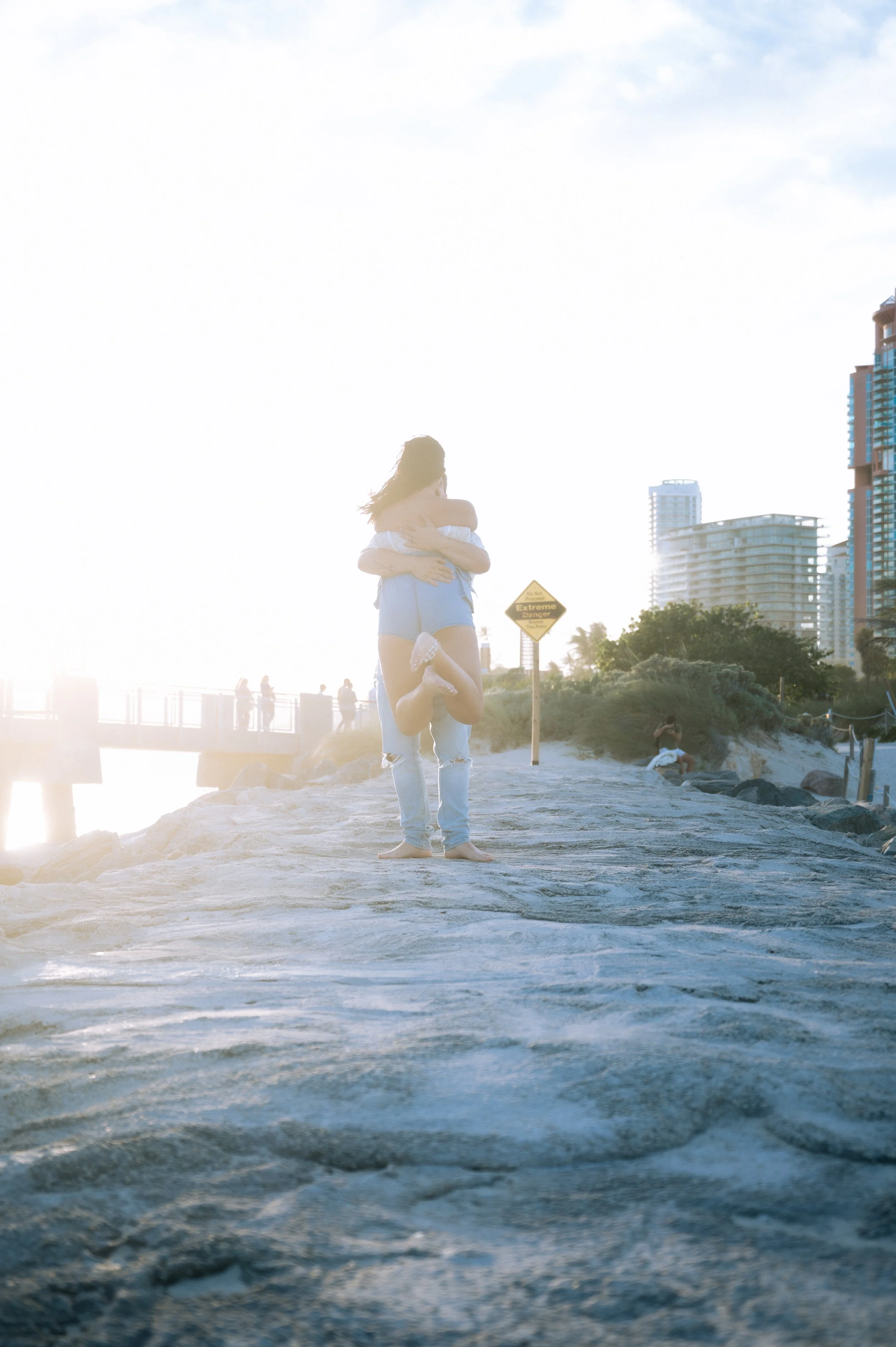 southpointe-beach-engagement-photosession-photography-couple-miami-beachphotosession-167.jpg