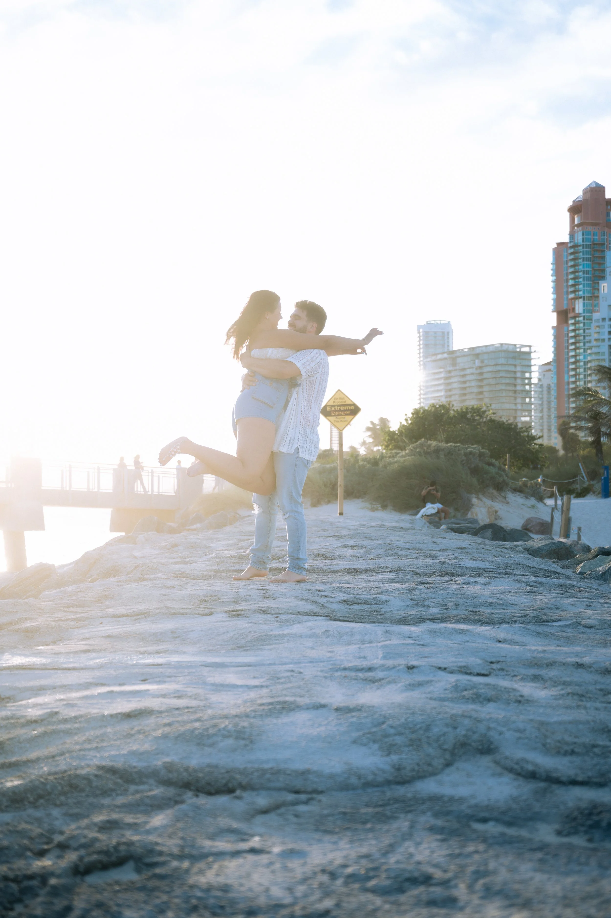 southpointe-beach-engagement-photosession-photography-couple-miami-beachphotosession-162.jpg