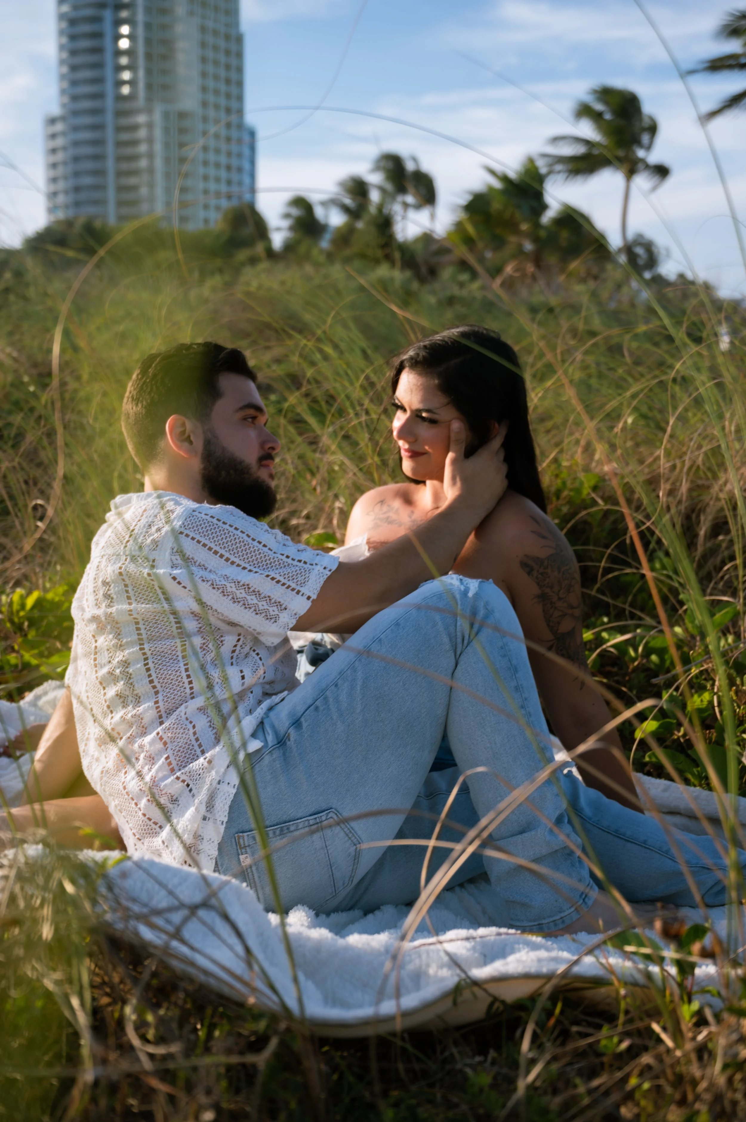 southpointe-beach-engagement-photosession-photography-couple-miami-beachphotosession-050.jpg