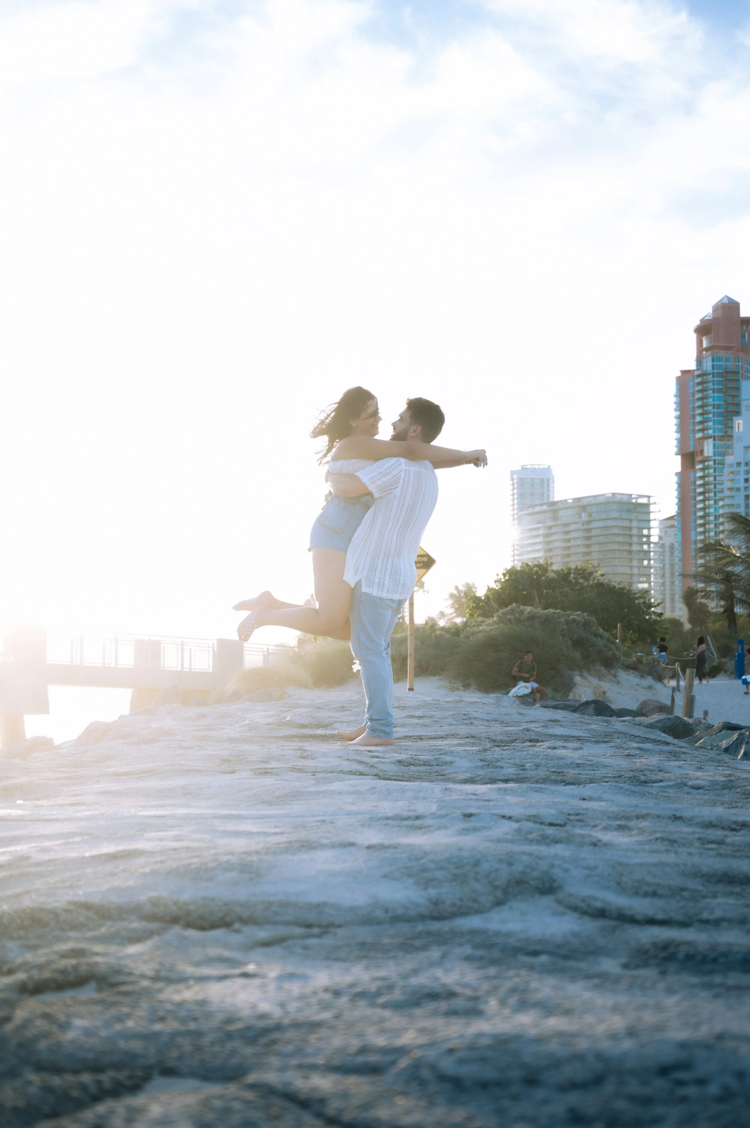 southpointe-beach-engagement-photosession-photography-couple-miami-beachphotosession-173.jpg