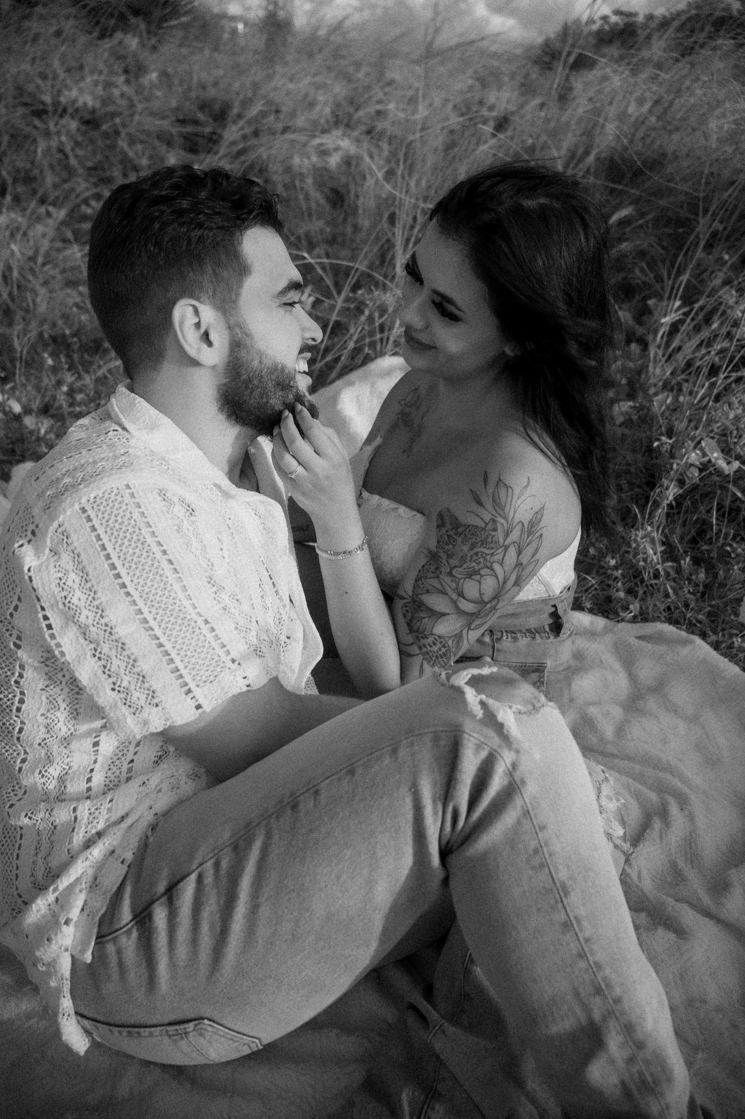 southpointe-beach-engagement-photosession-photography-couple-miami-beachphotosession-097.jpg